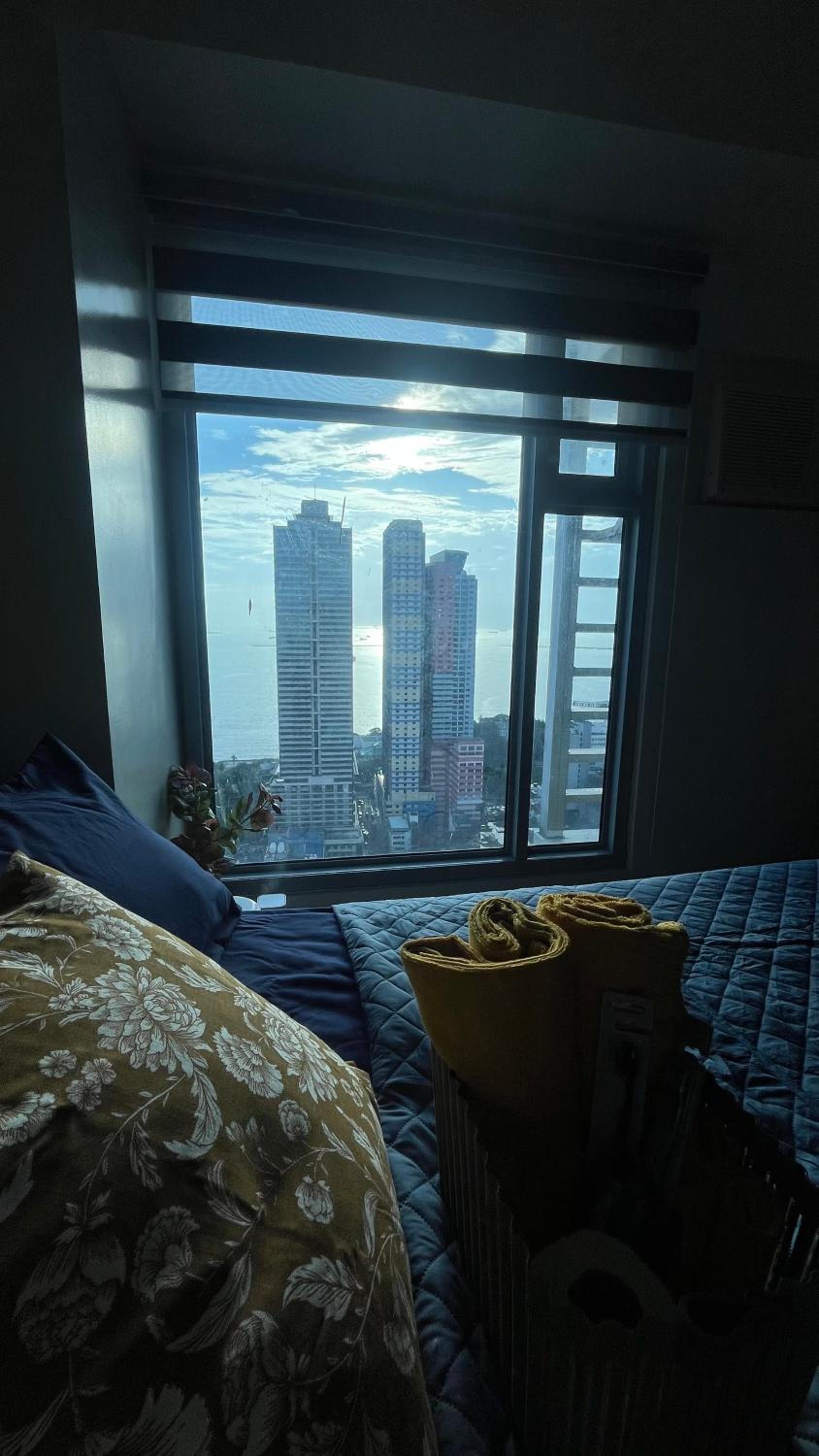 8Adriatico Penthouse Studio Unit! Walk Away to US Embassy and St Lukes Ermita view 4