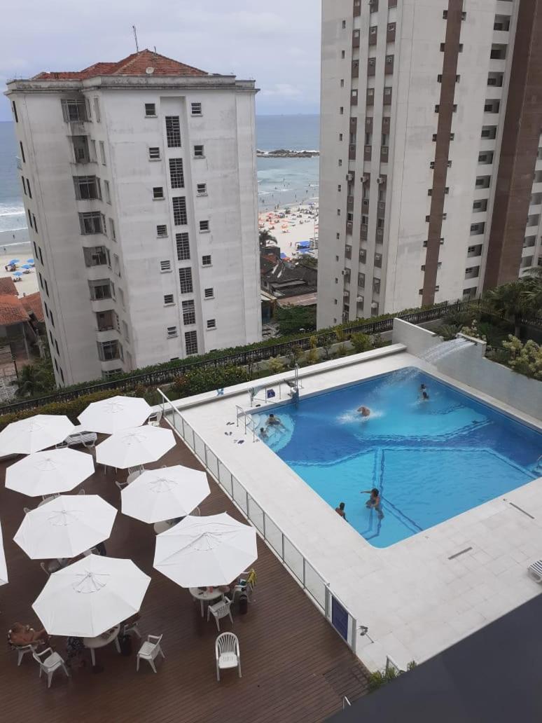 Ap Pitangueiras com vista deslumbrante pro mar lazer completo garagem e perto de tudo