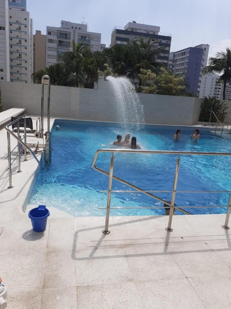 Ap Pitangueiras com vista deslumbrante pro mar lazer completo garagem e perto de tudo