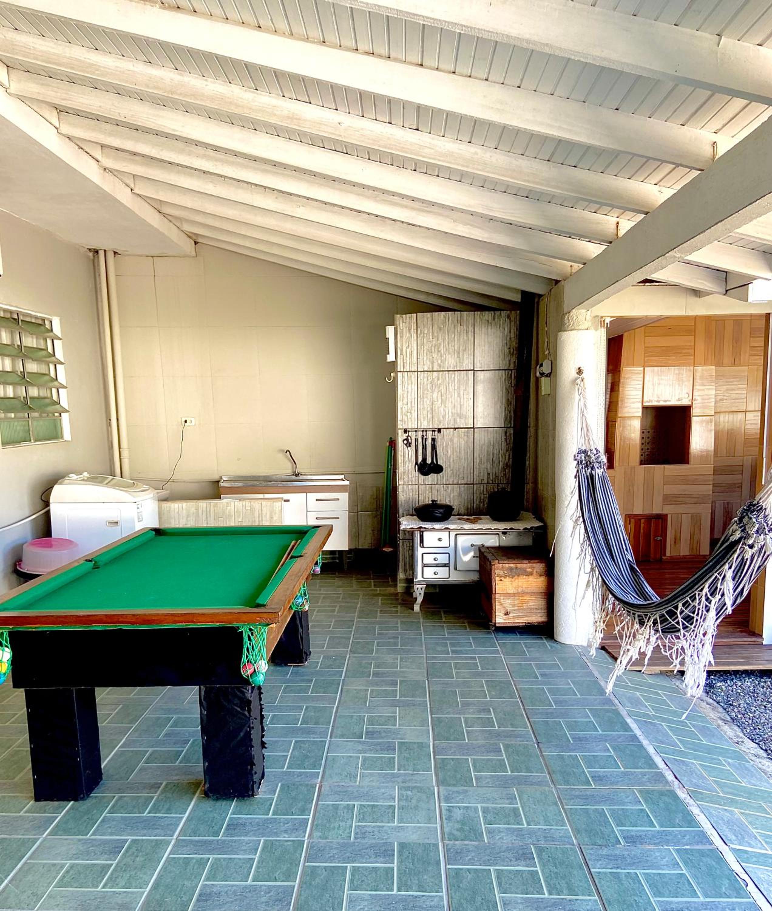 Casa com piscina, hidro e uma vista linda da lagoa