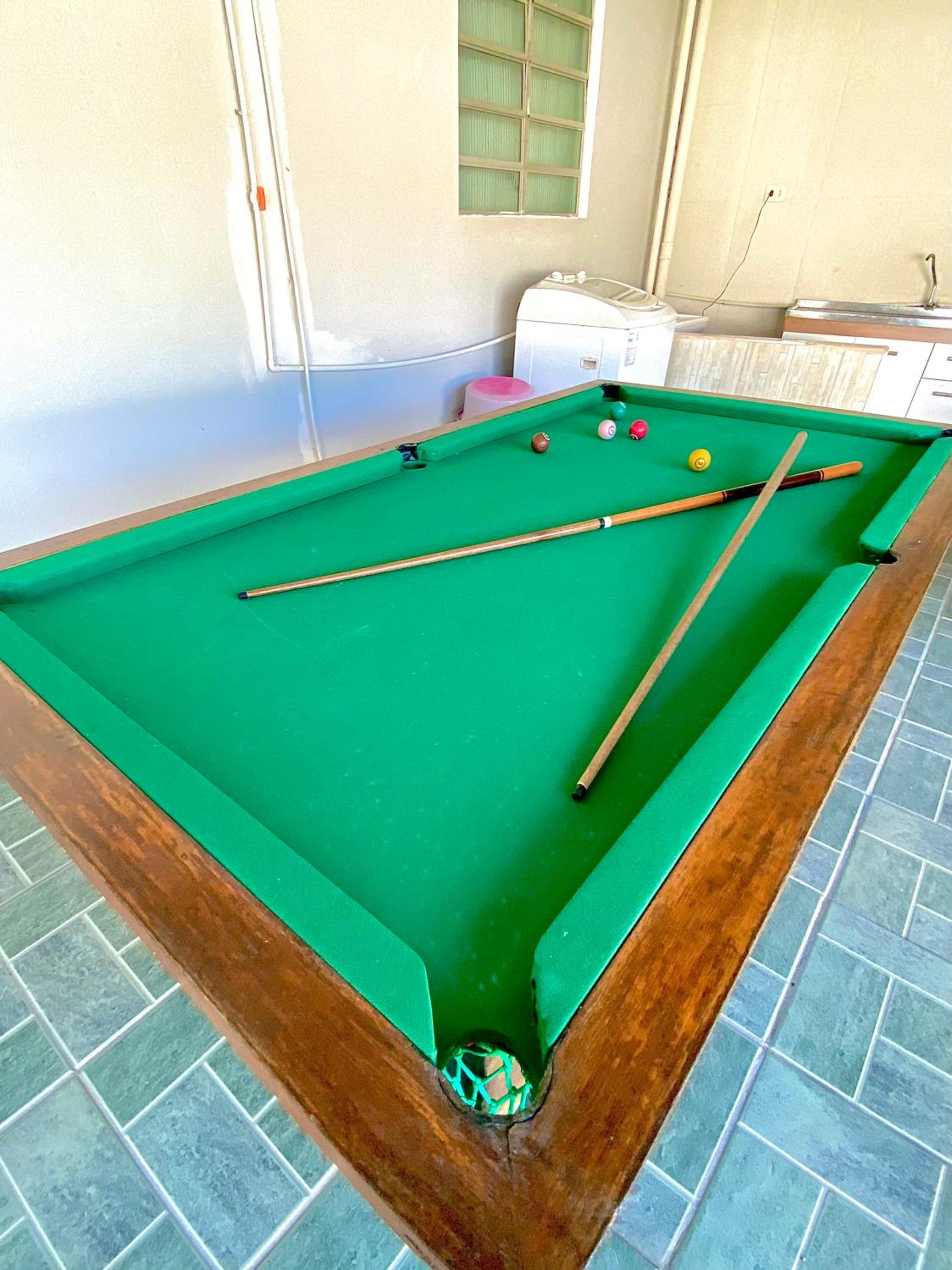 Casa com piscina, hidro e uma vista linda da lagoa