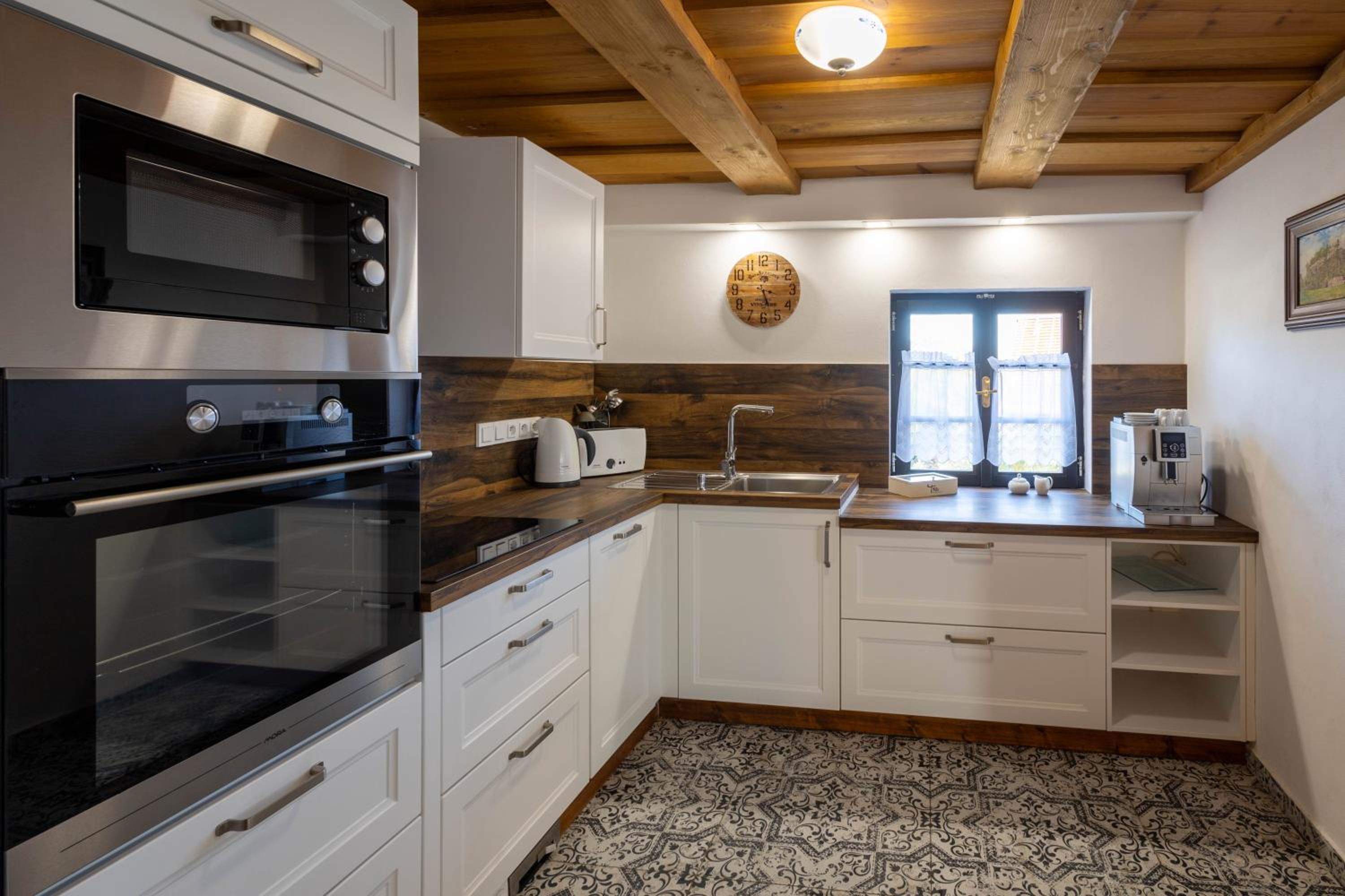 Luxusní apartmán s krbem - Kunratické Švýcarsko