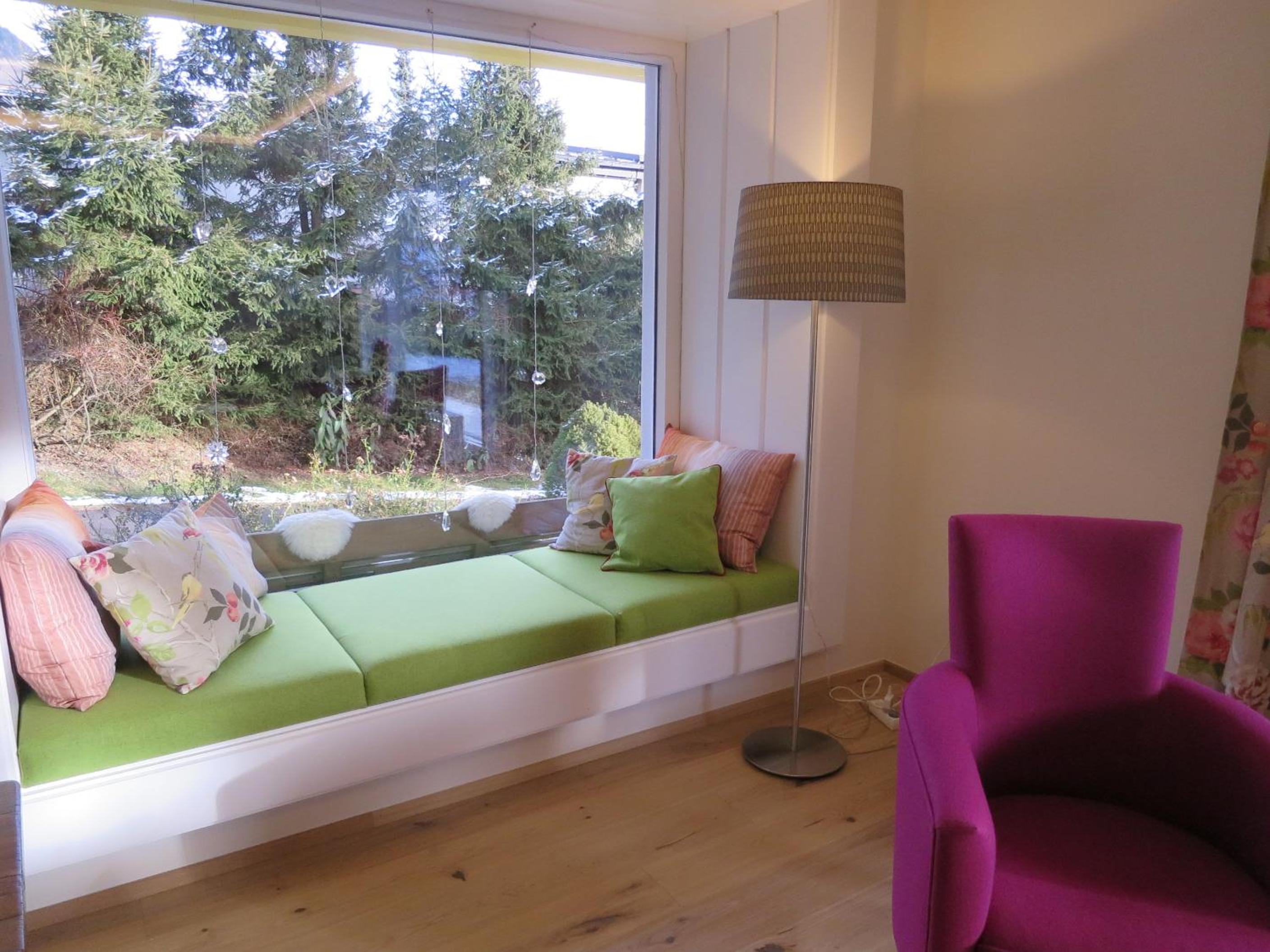 Gästehaus Schusser an der Therme, Frühstück, Doppelzimmer und Ferienwohnung