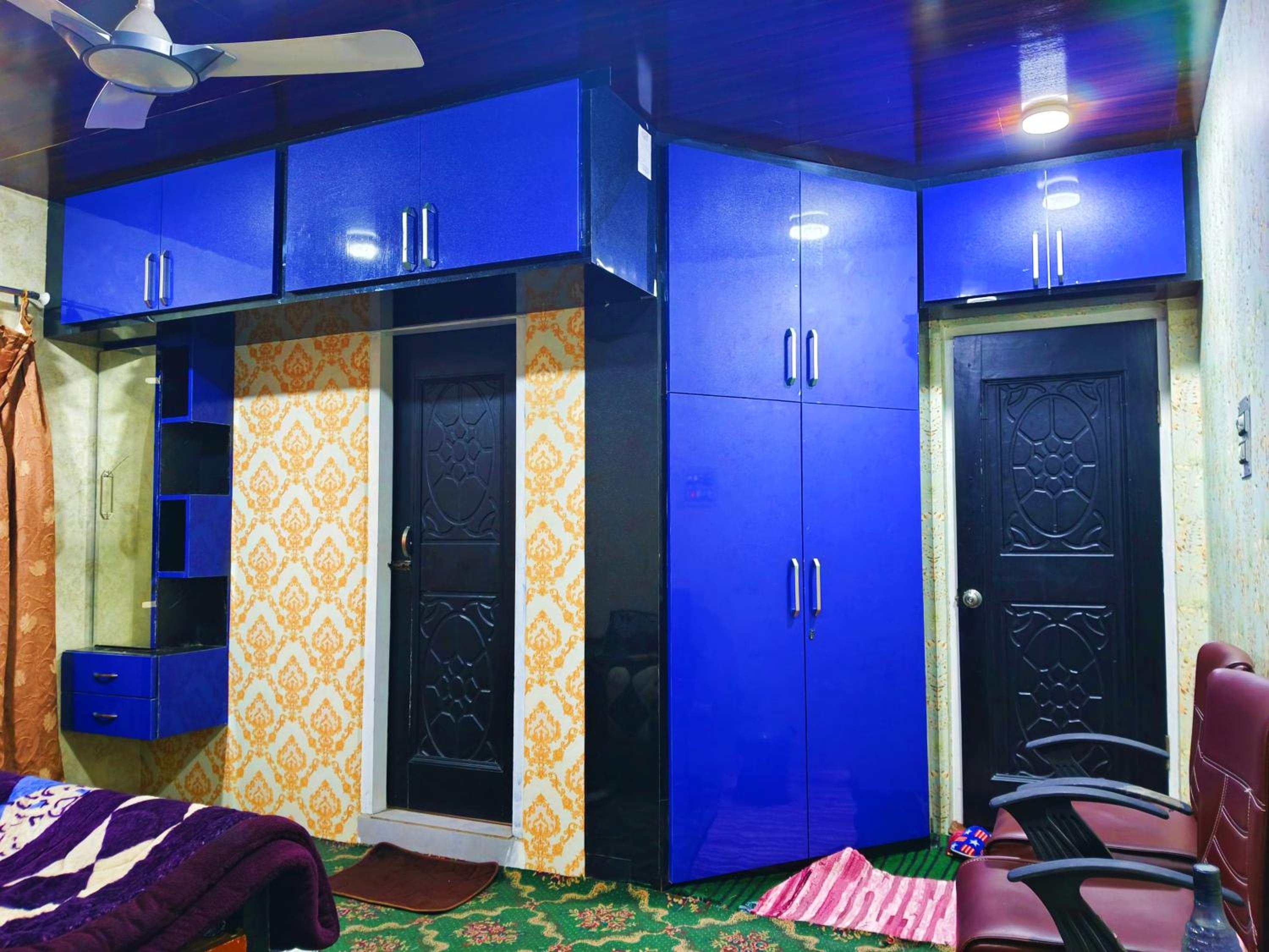 Luminaire Homestay