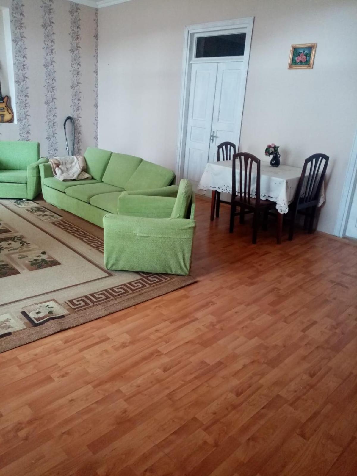 Lətif Bağ Evi