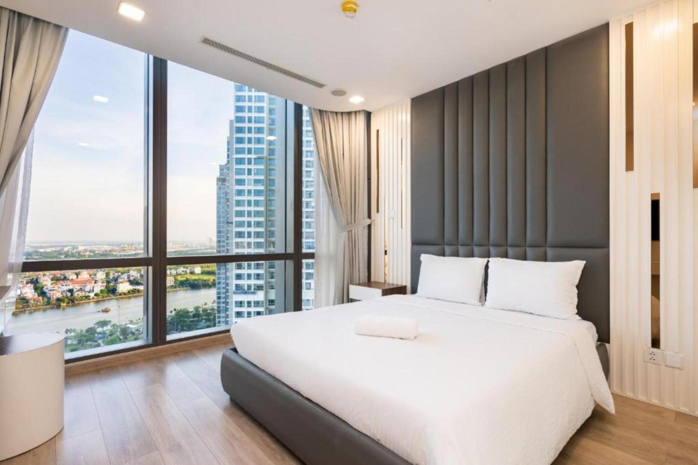 The Suite Landmark Saigon