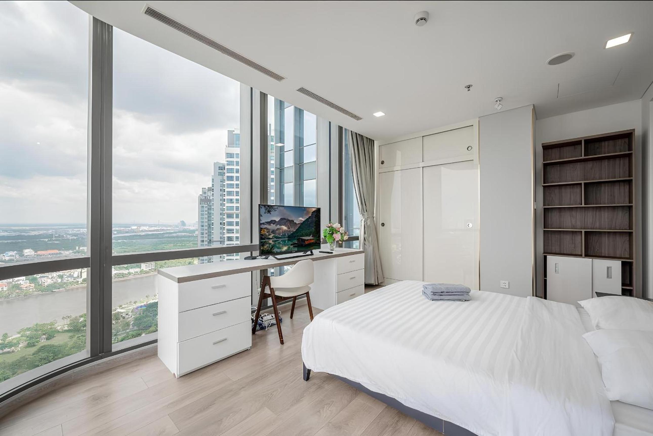 The Suite Landmark Saigon