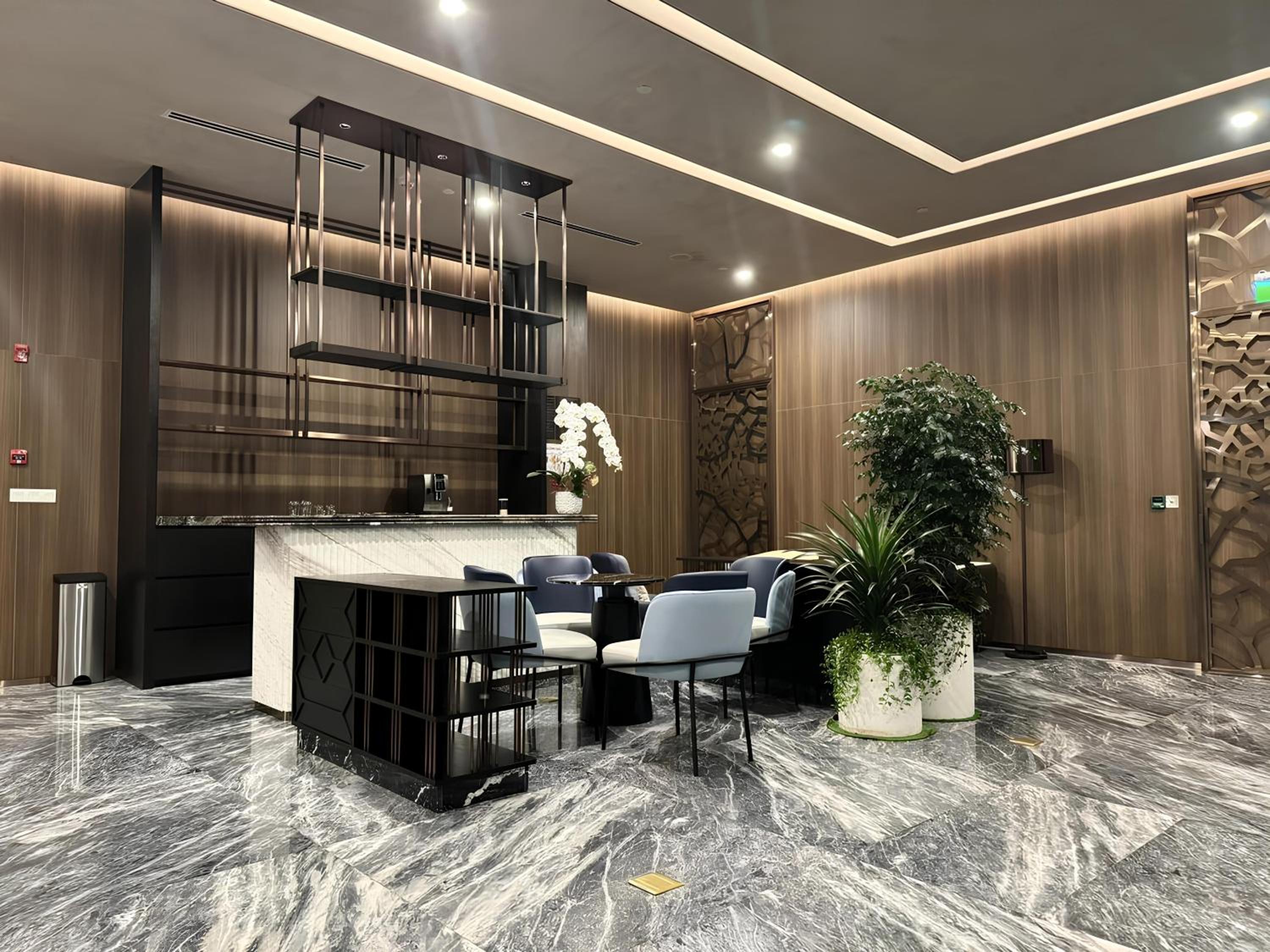 The Suite Landmark Saigon