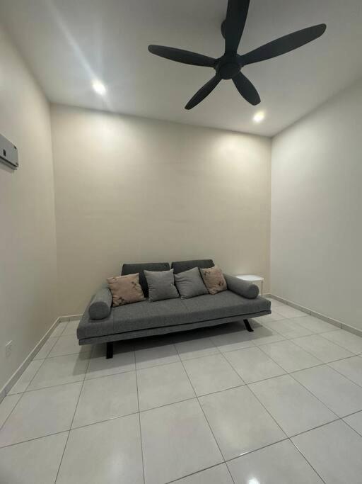 Super Minimalist SP Town Centre photo 5