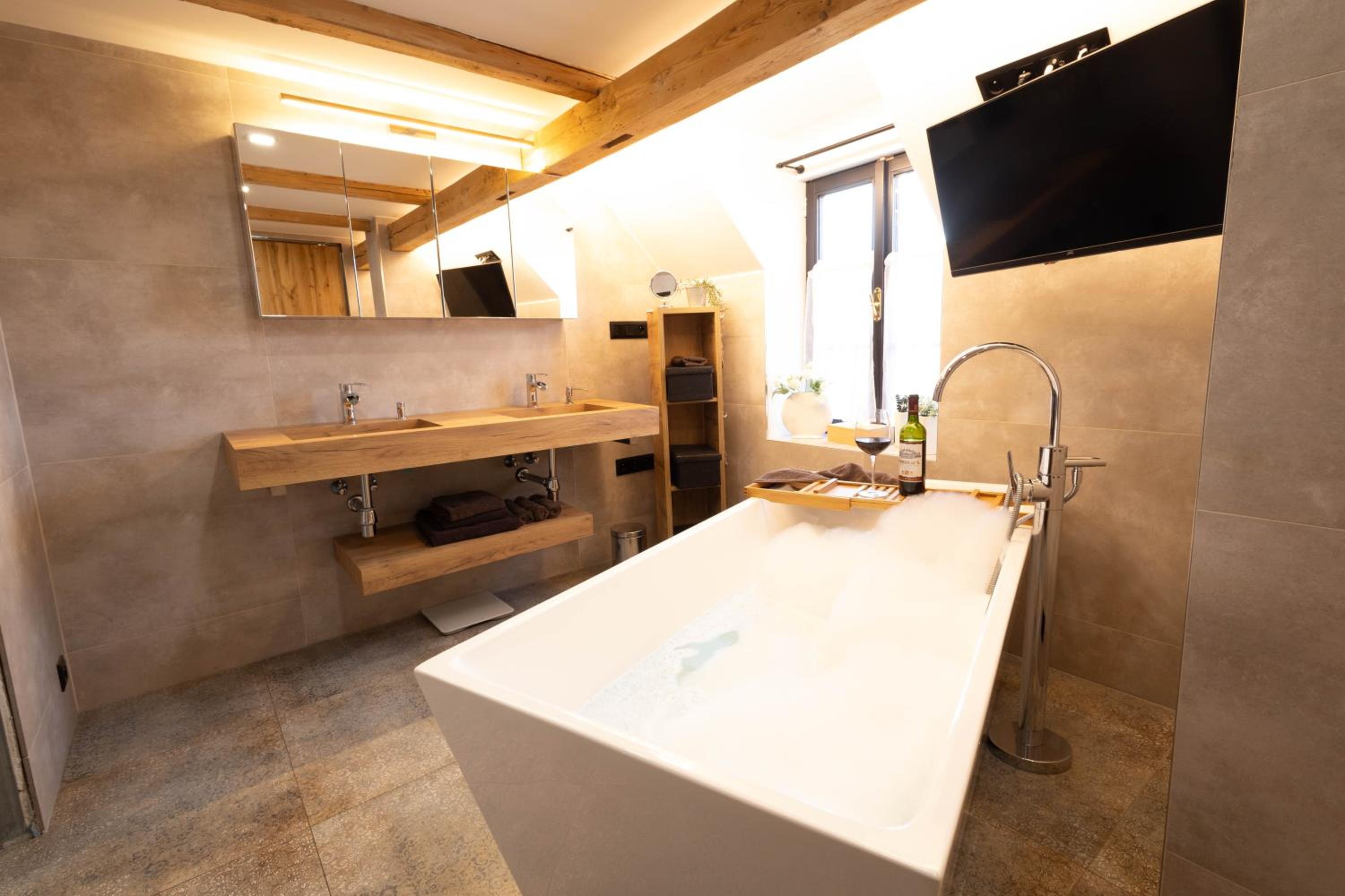 Podkrovní stylový mezonetový apartmán