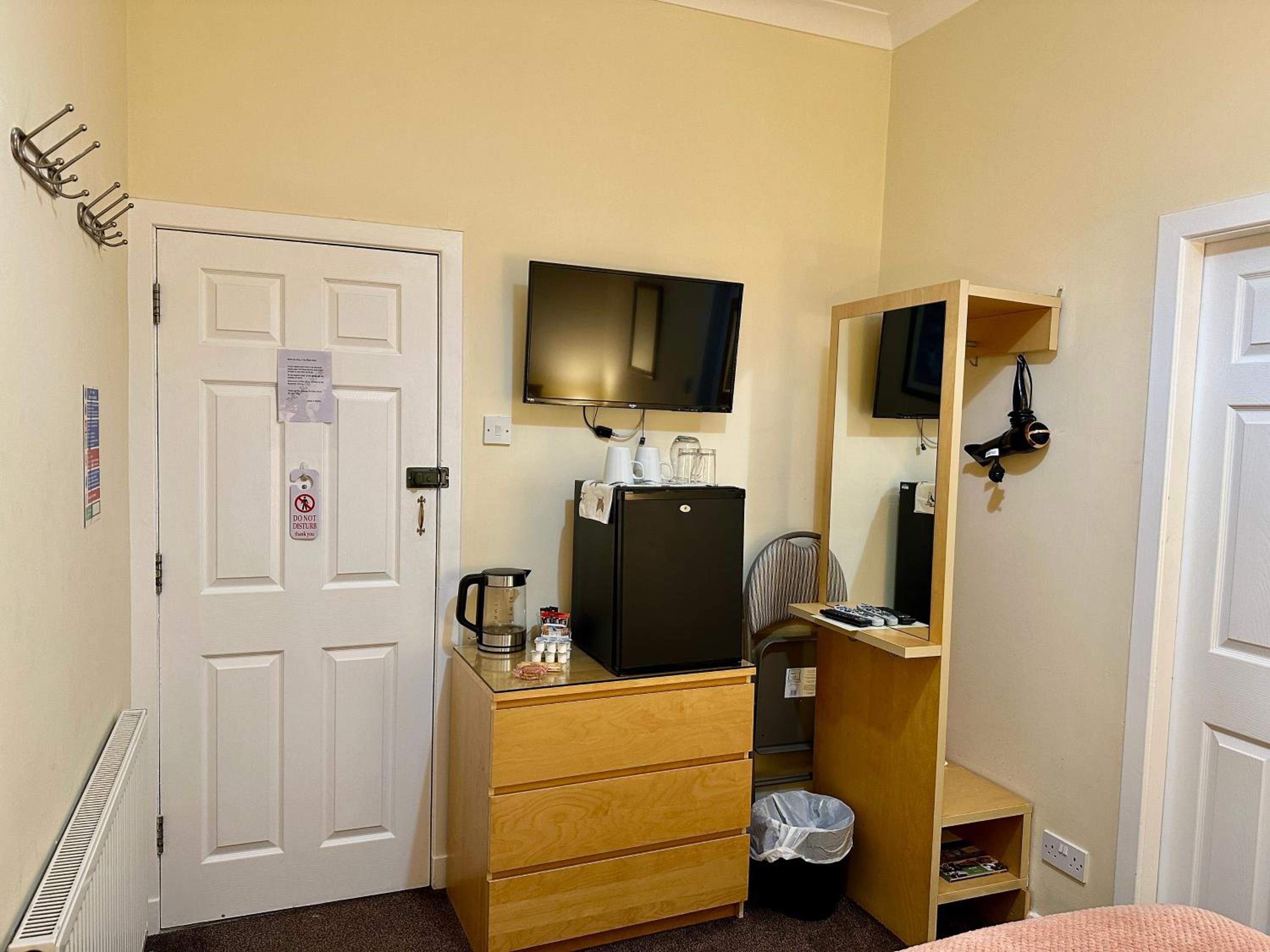 The Elbow Room