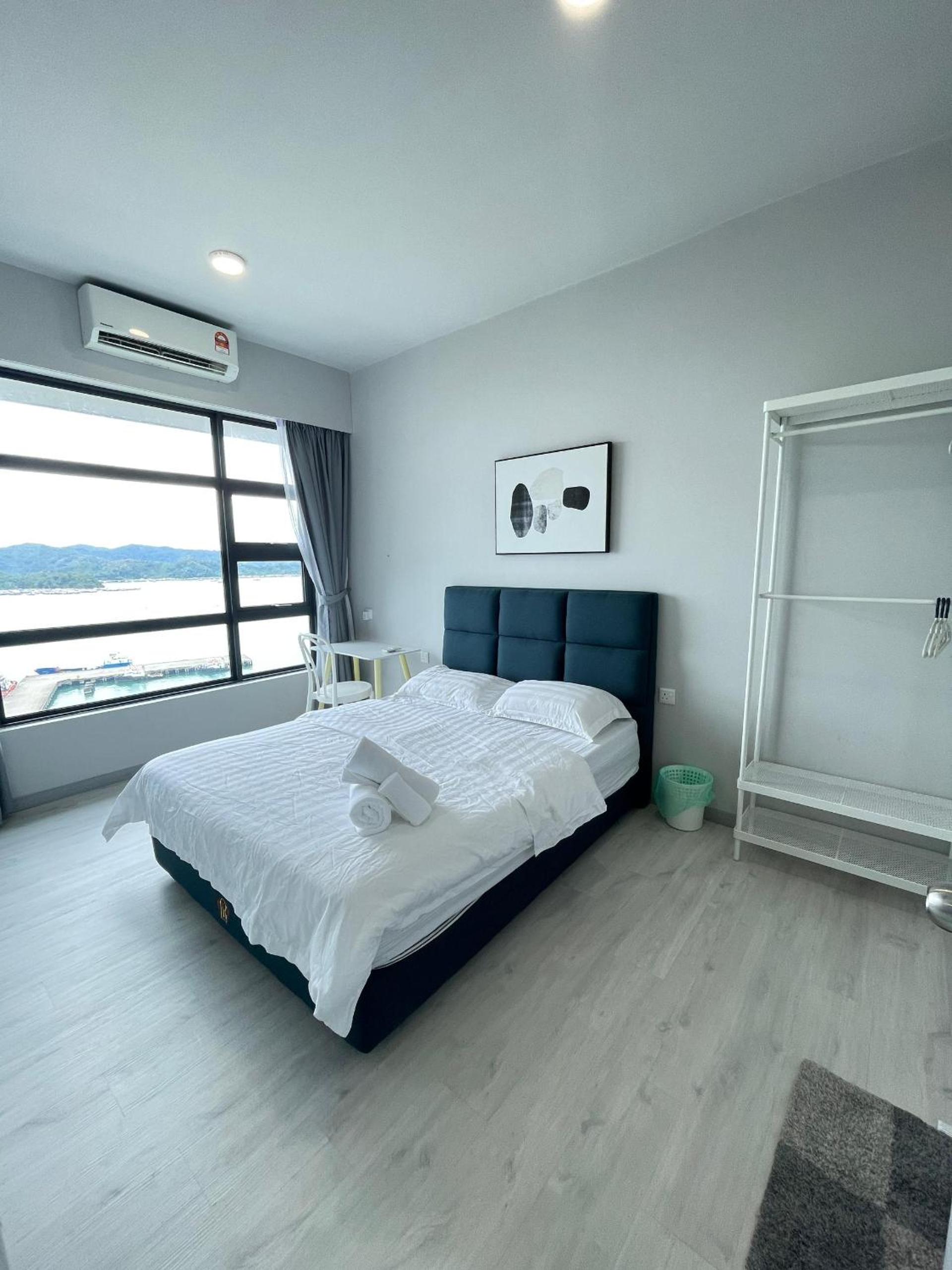 Oceanview 2 Bdrm unit JQ Tower photo 4