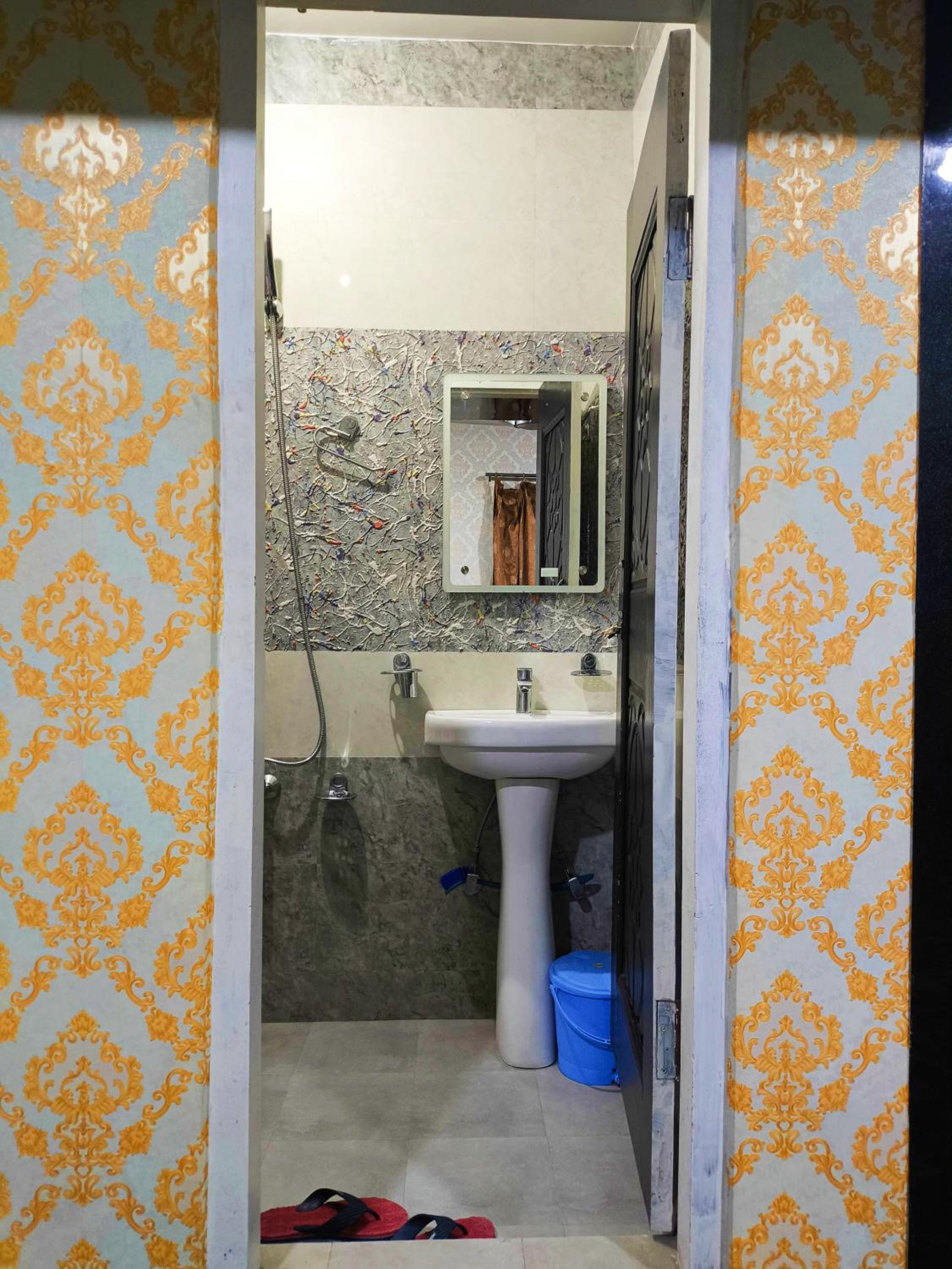 Luminaire Homestay