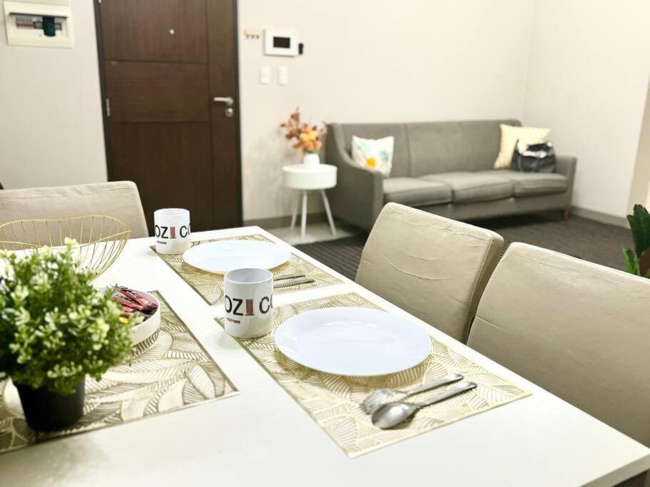 COZI two bedroom family room near Grand Hyatt BGC view 5