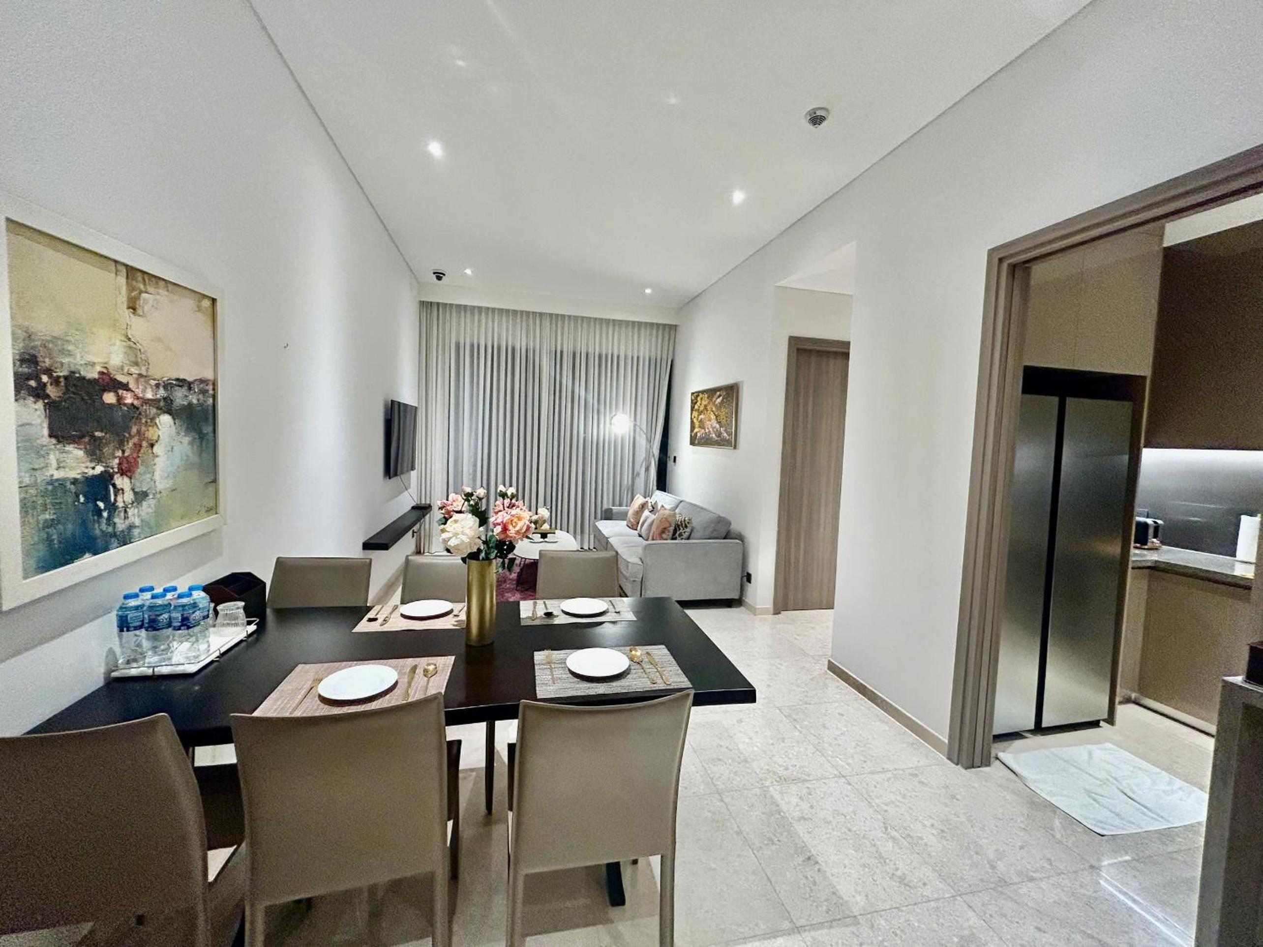 The Marq Three Bedroom- Free City Tour Package 29B Nguyen Dinh Chieu st