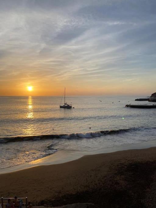Atardecer en Playa Sardina