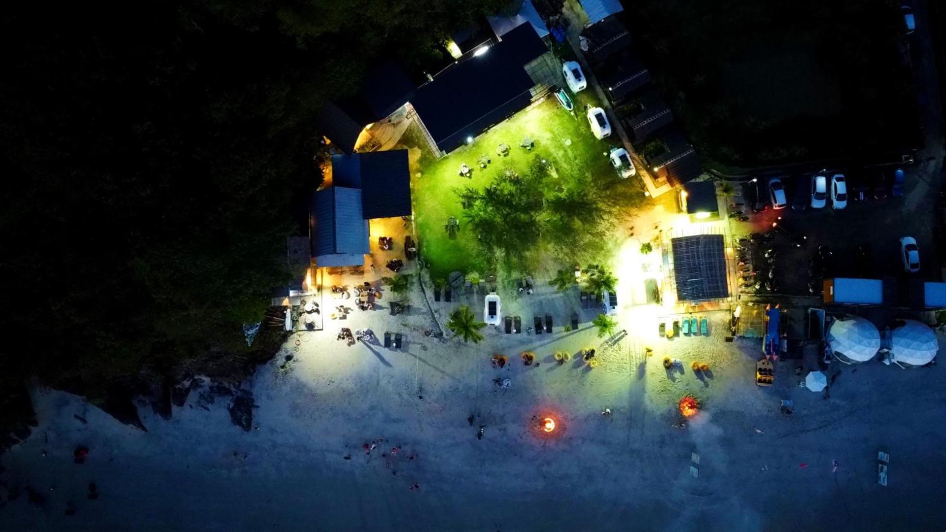 Cenanghill Beachfront