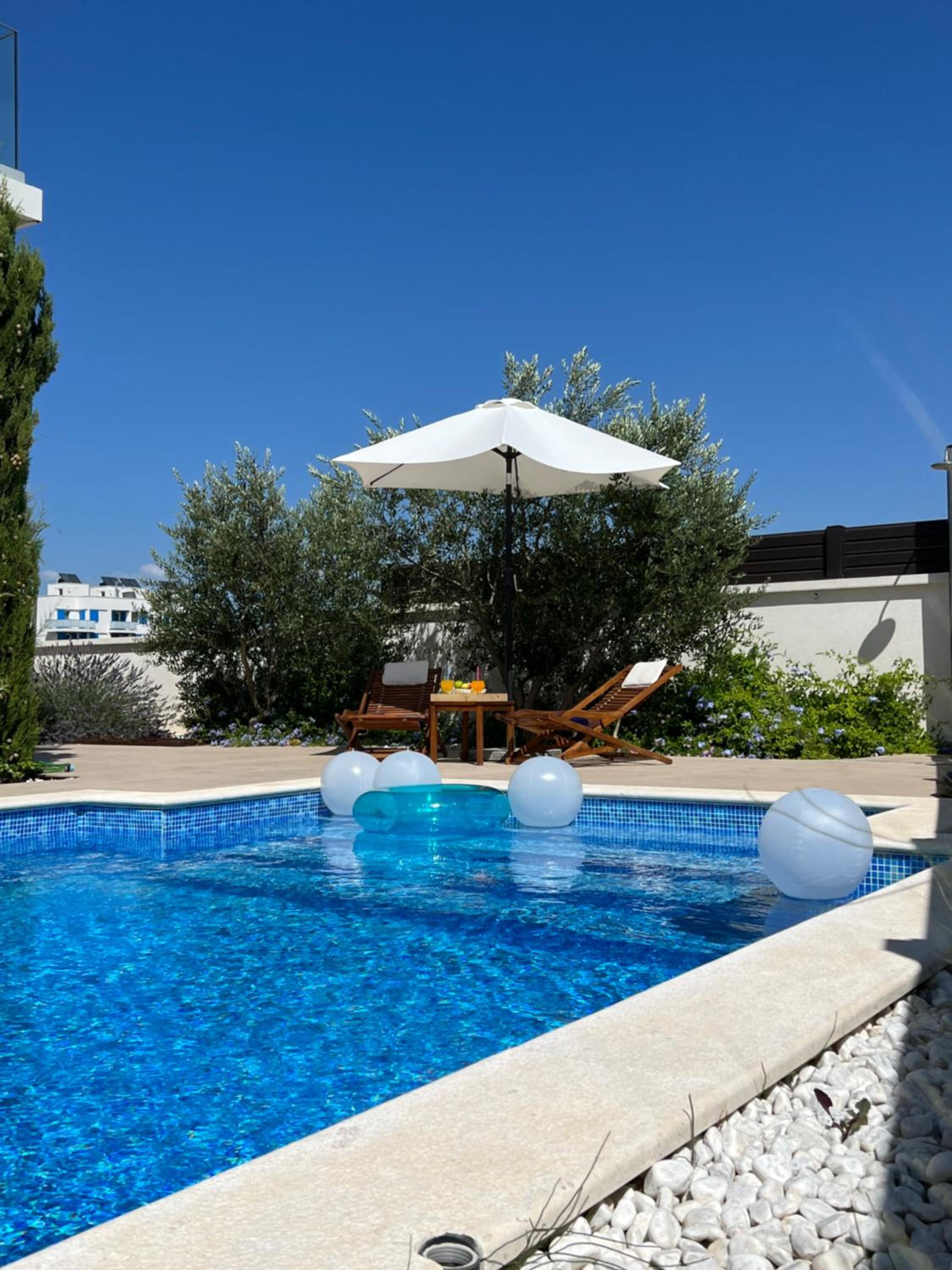 Villa Wave
