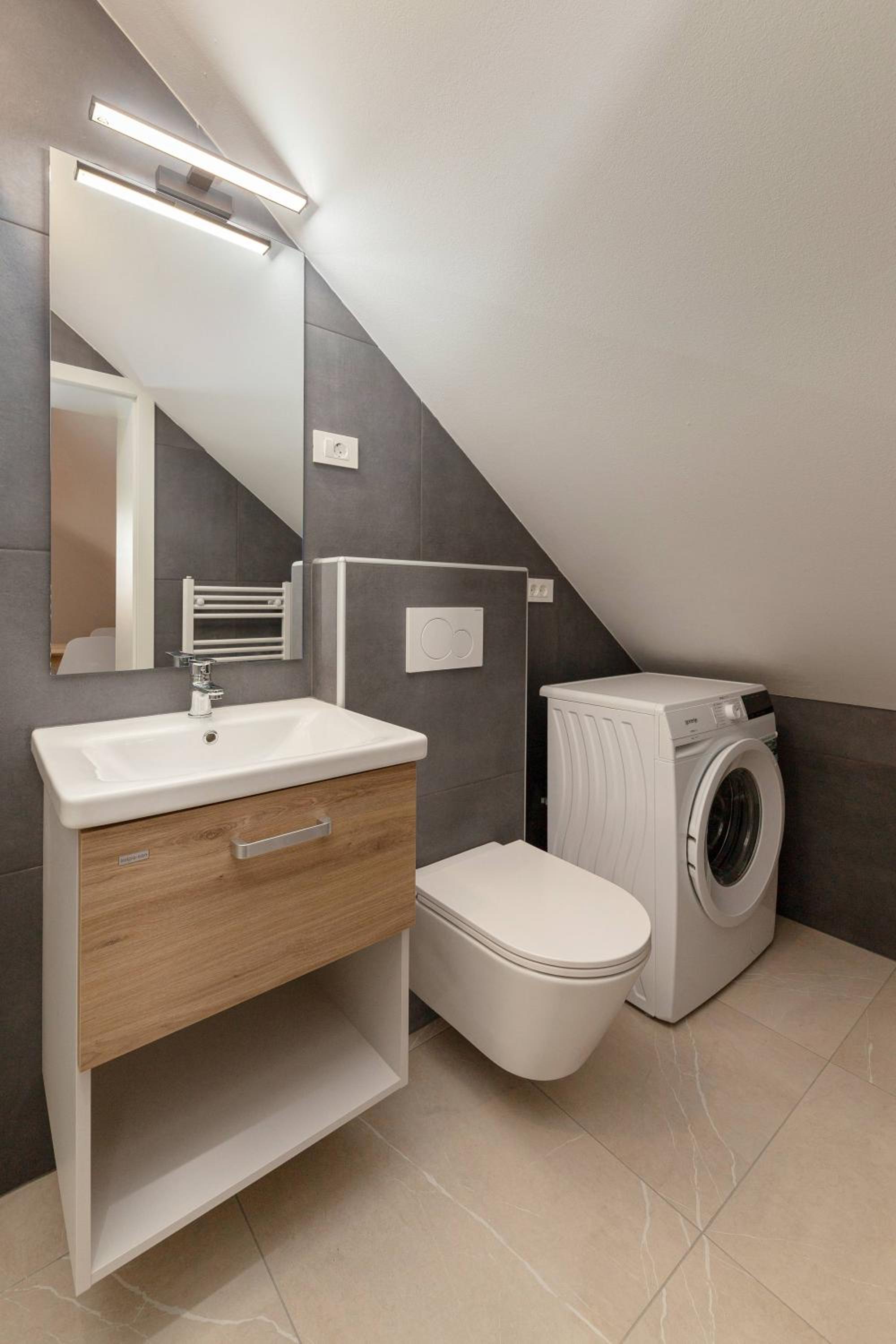 LOGAR Apartments