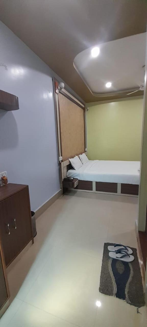 Hotel Urmila International view 3