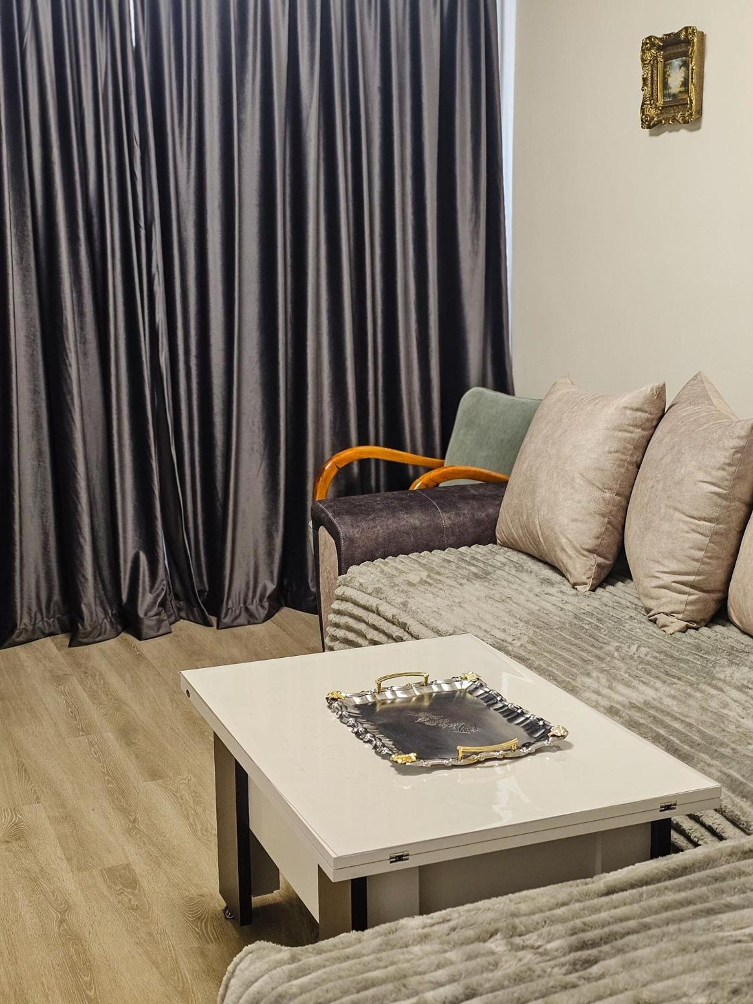Helen Apartment