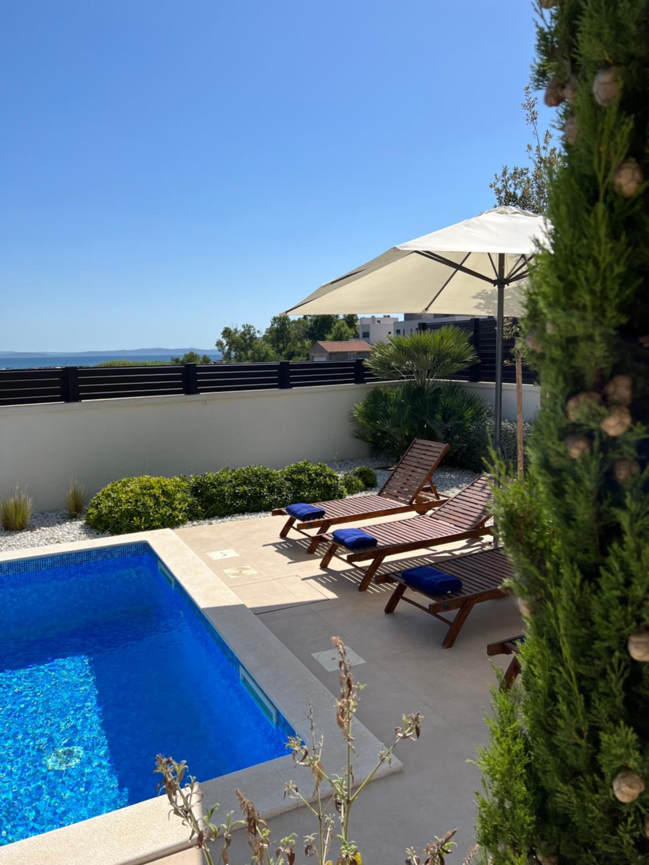 Villa Wave