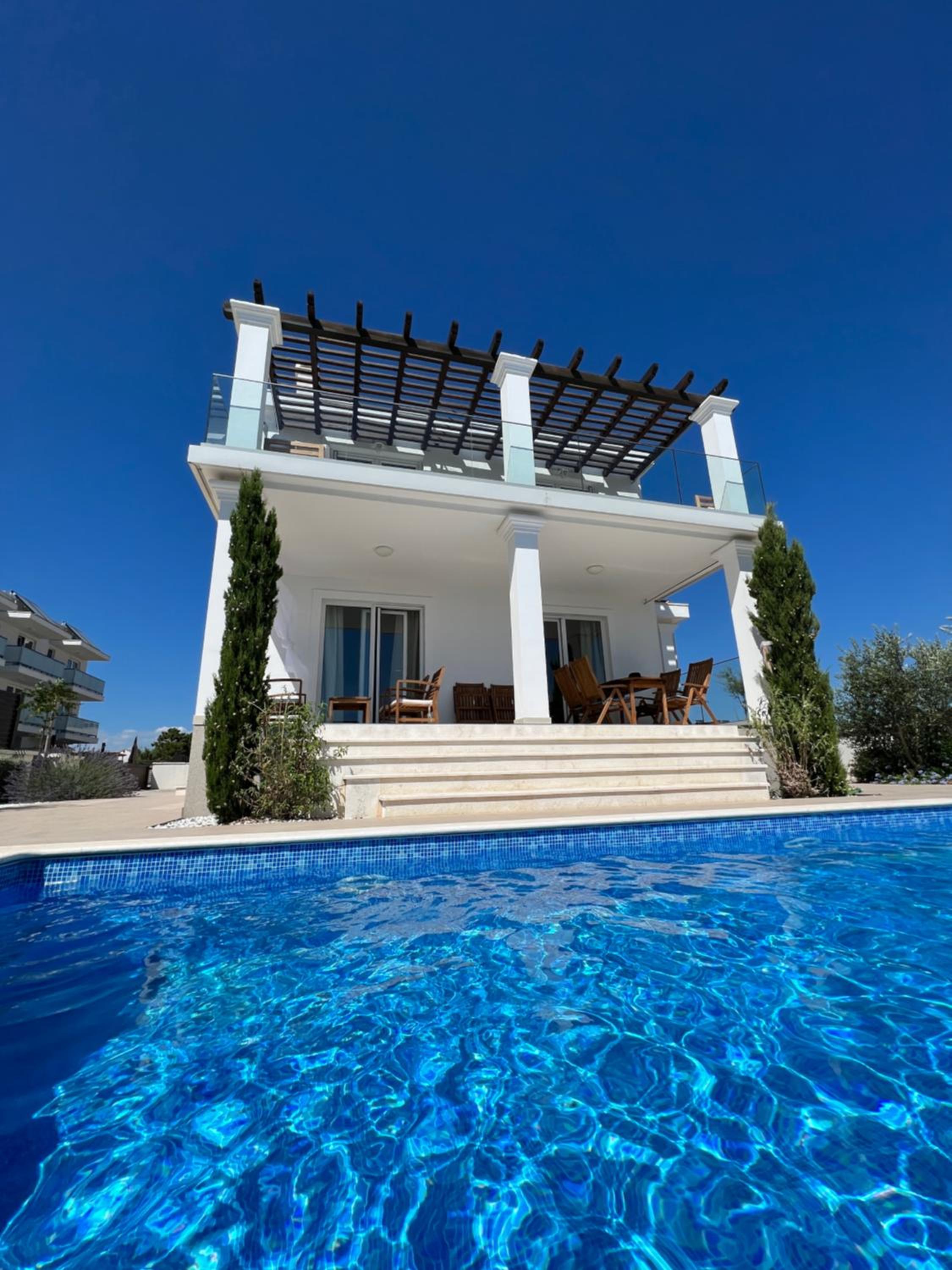 Villa Wave