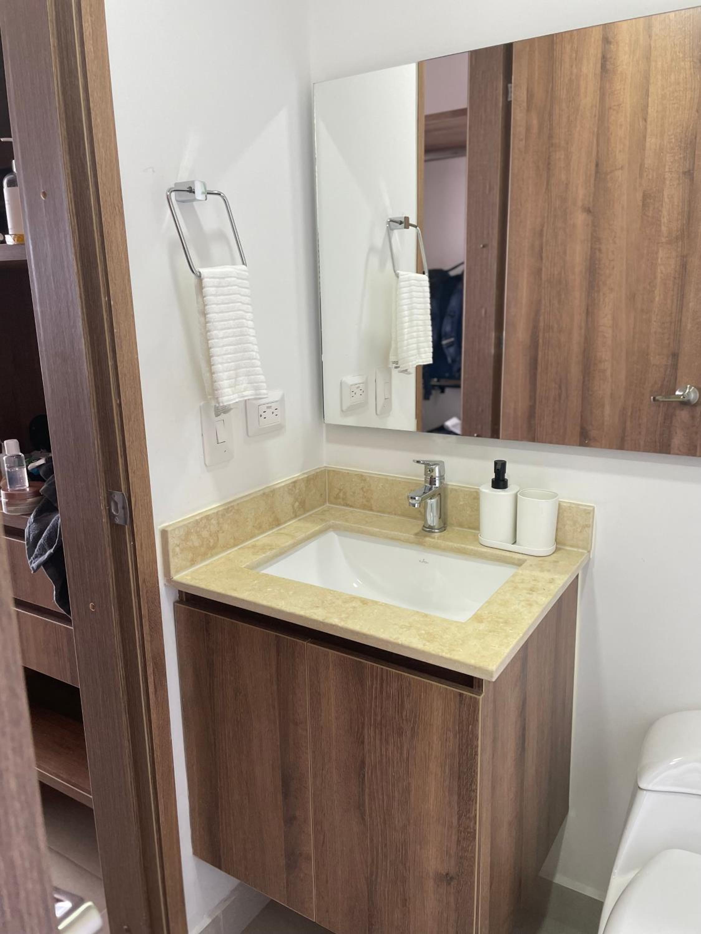 Luxury 2br 2bth Apt in Granada Juanambu