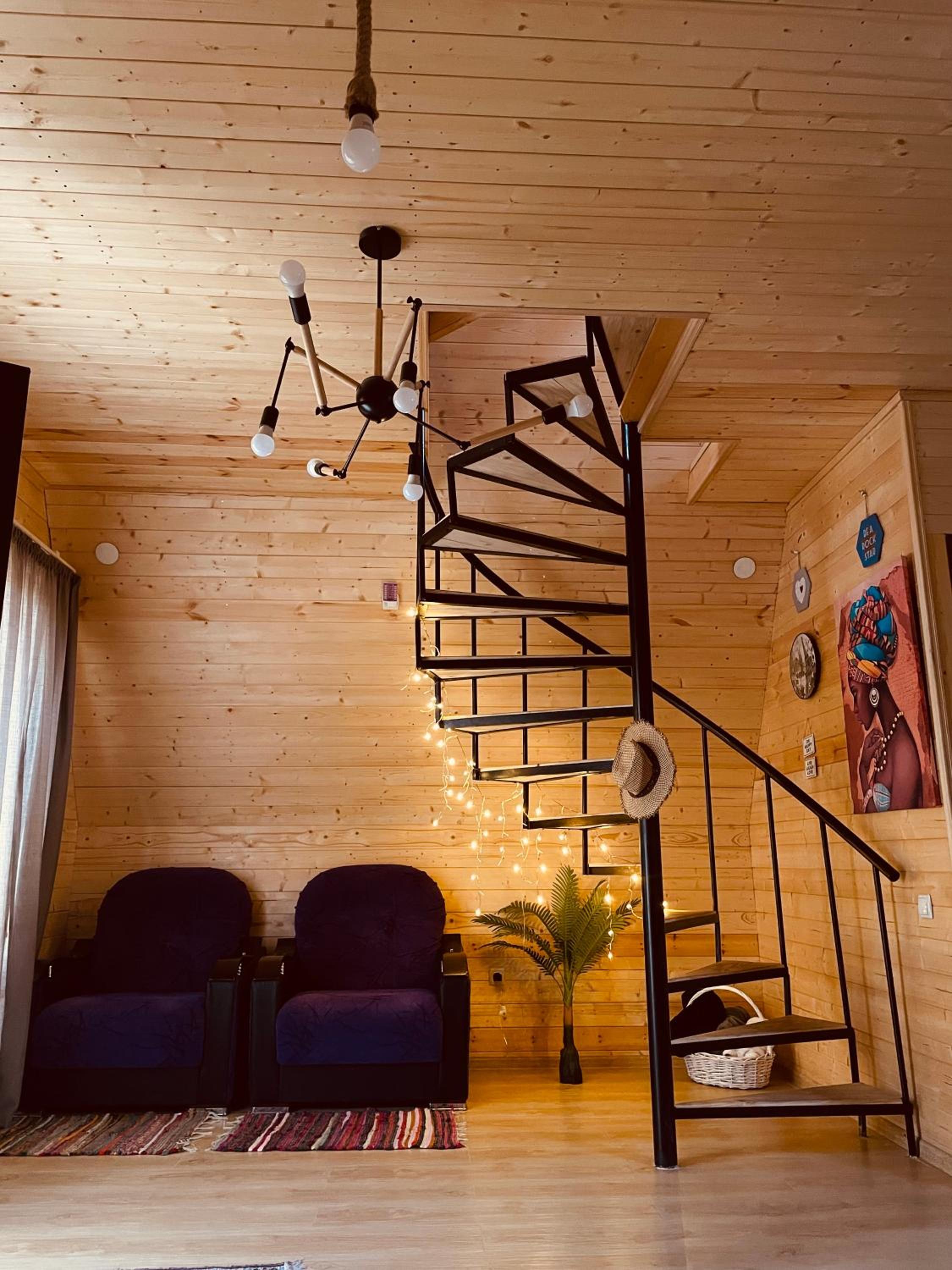 Mountain Cottage - Ananuri