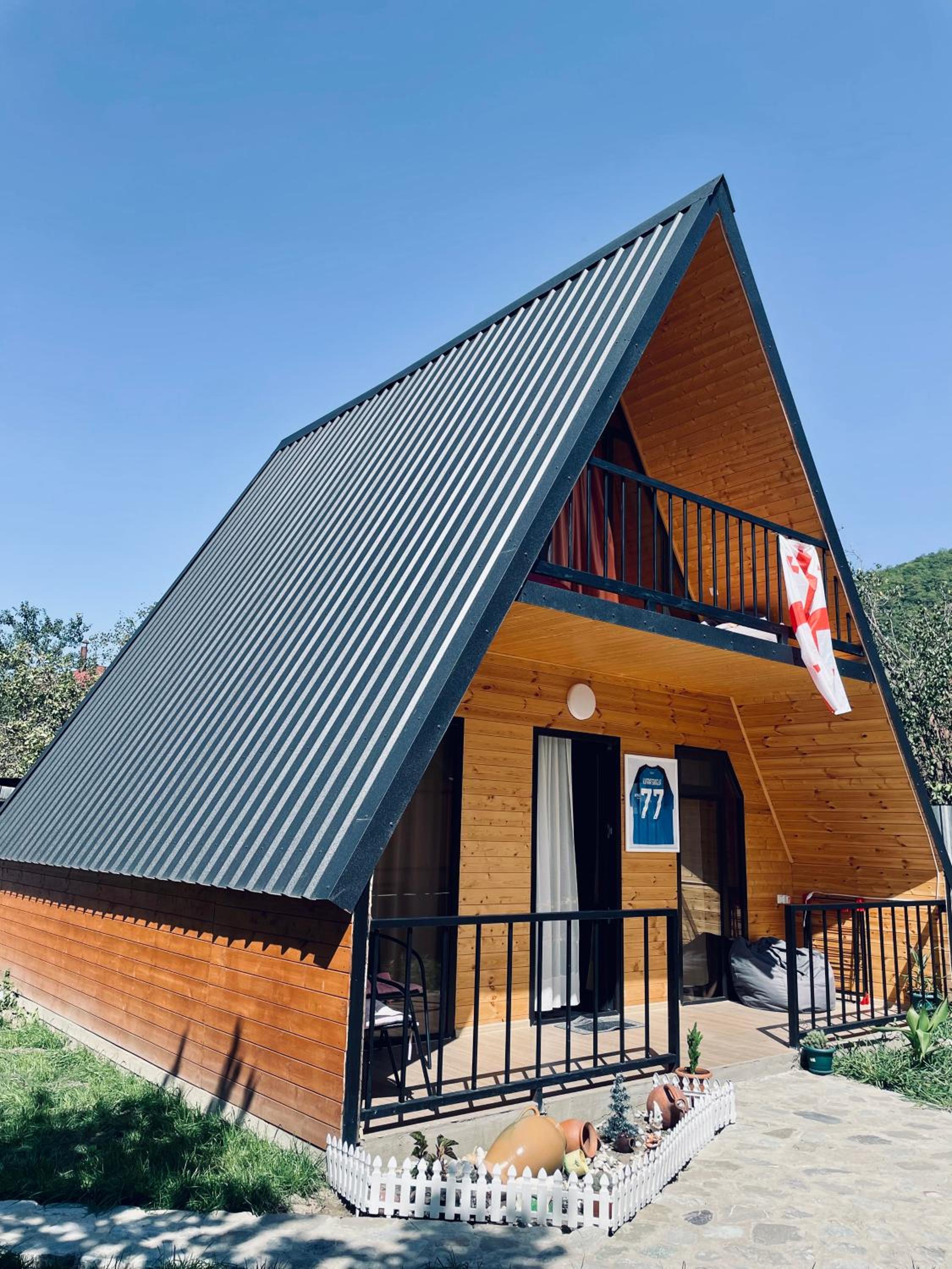 Mountain Cottage - Ananuri