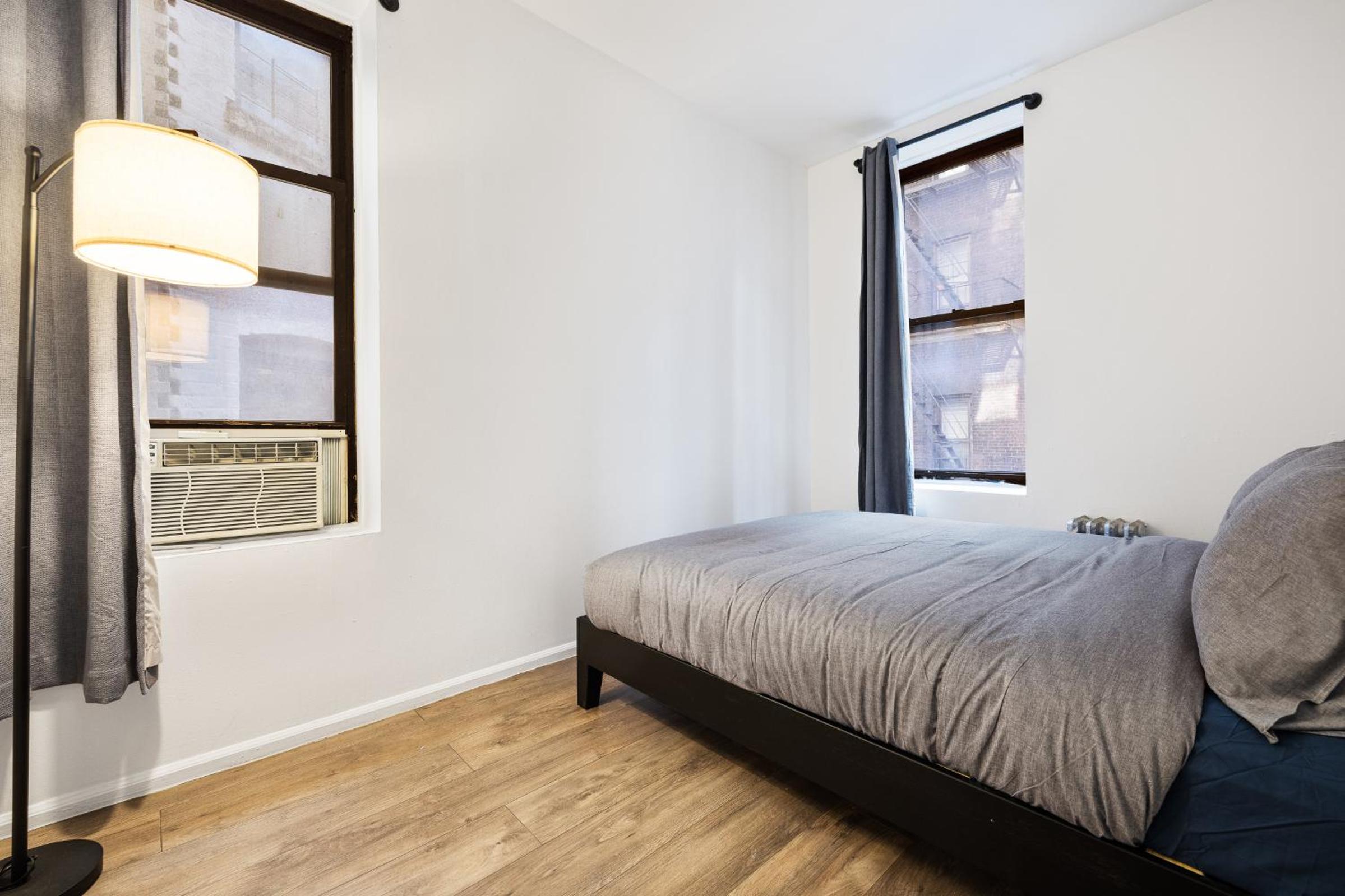 Inspiring Urban Life, Times square Apartments