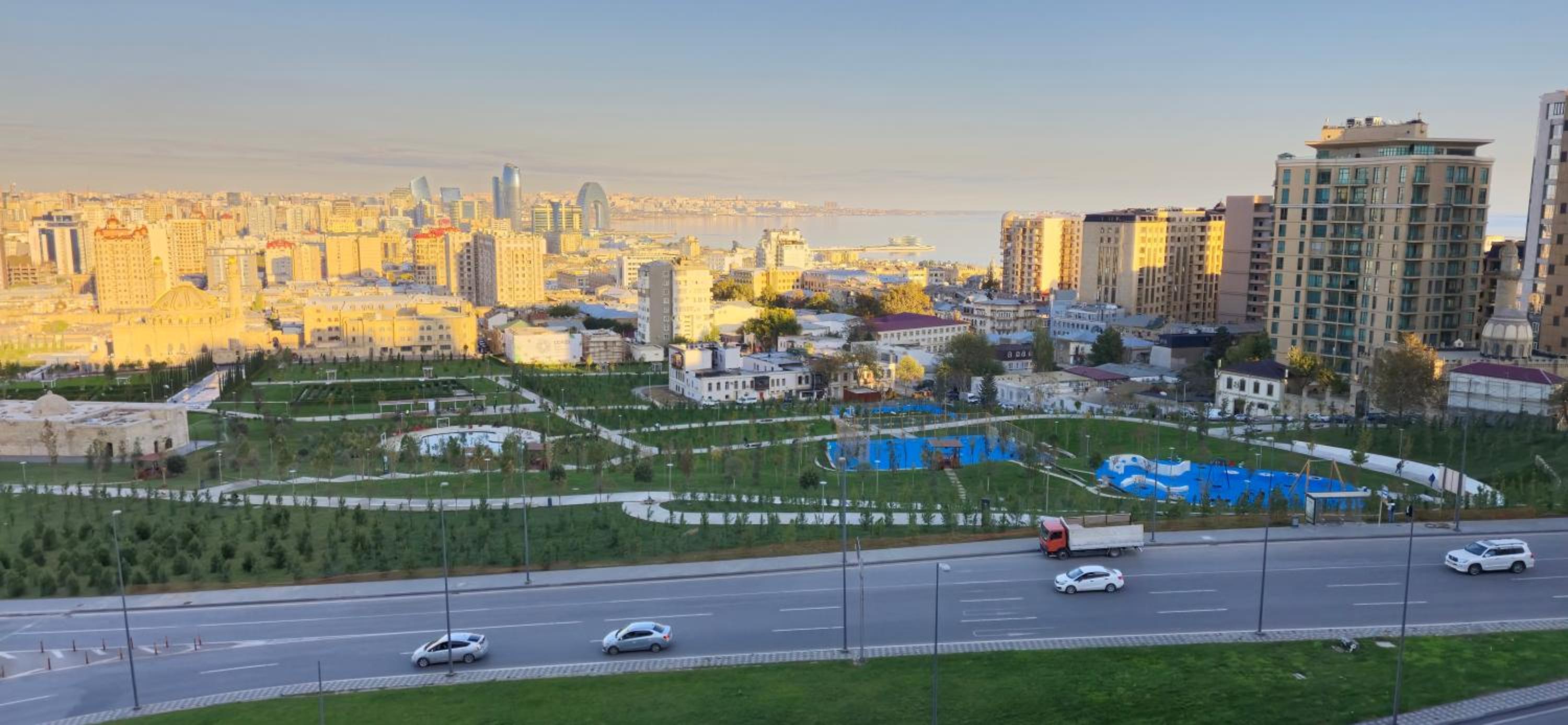 Sea & City view aparthotel