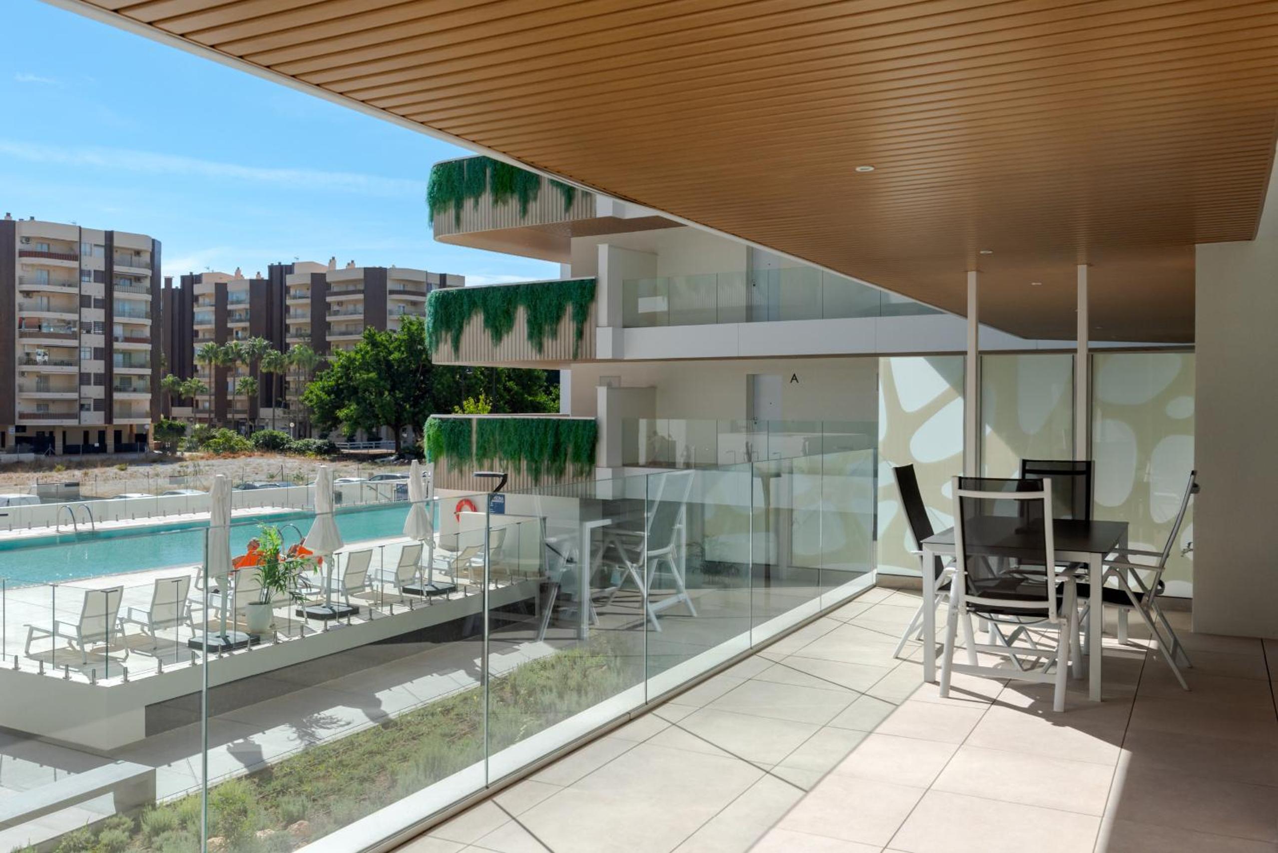 Jade Tower - 2-Bedroom Coastal Luxury Apartment in Fuengirola view 5
