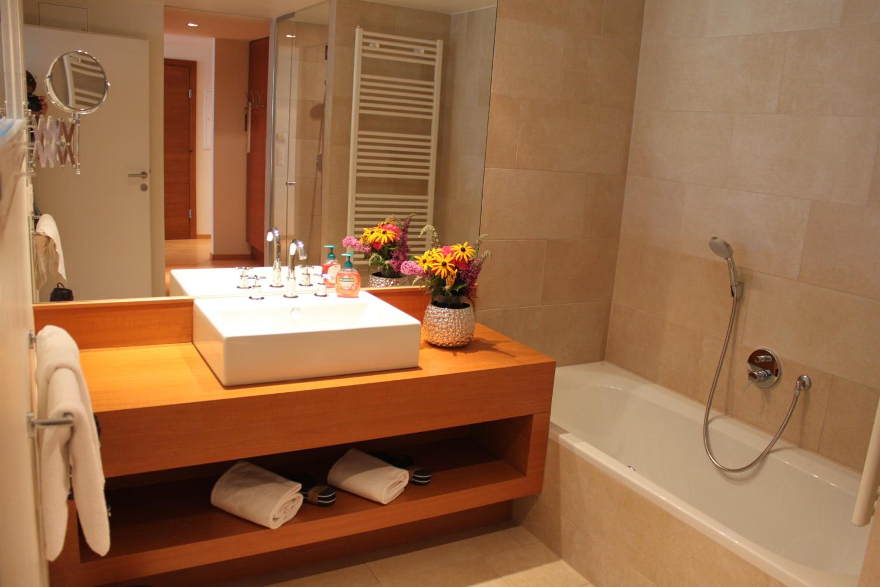 ADULTS ONLY Spa-Relax-Suite
