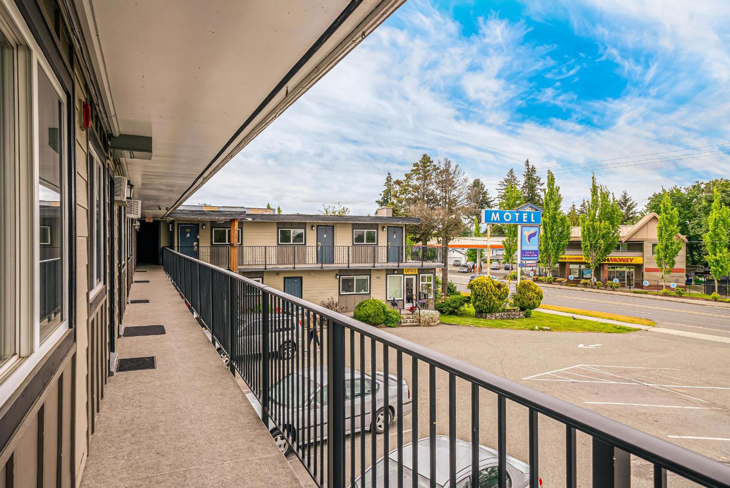 Bluebird Motel
