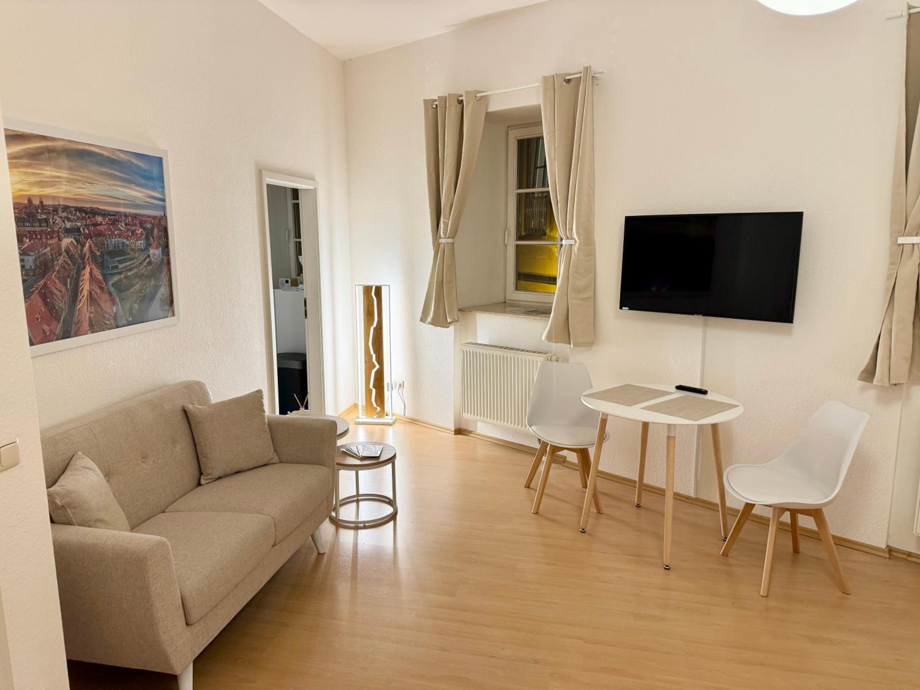 Ferienwohnung Schildblick Modernes Apartment direkt in der Altstadt von Erfurt nahe der Krämerbrücke - beste Innenstadtlage