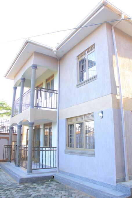 Phylipah Beach House