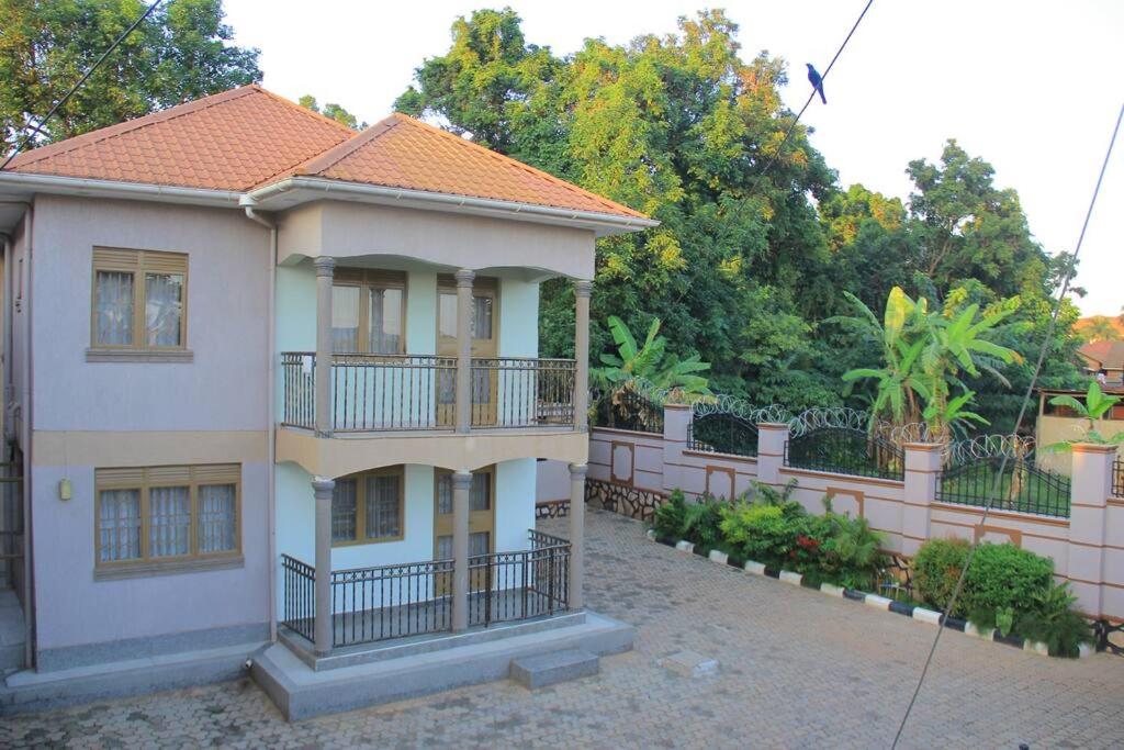 Phylipah Beach House
