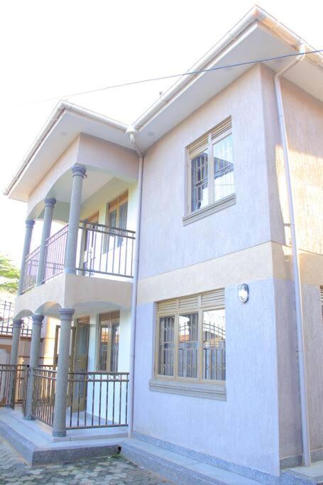 Phylipah Beach House