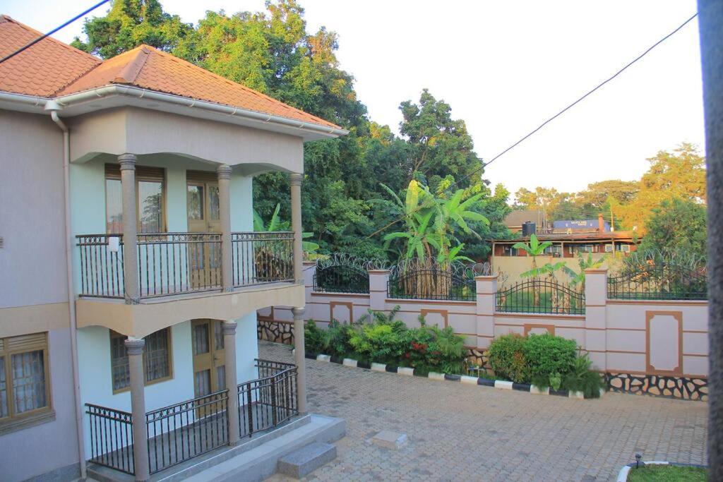 Phylipah Beach House