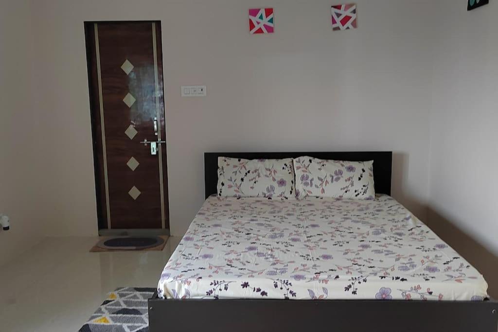 Gangi Kota East Flat view 3