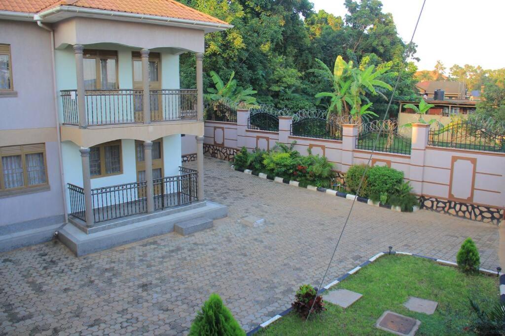 Phylipah Beach House