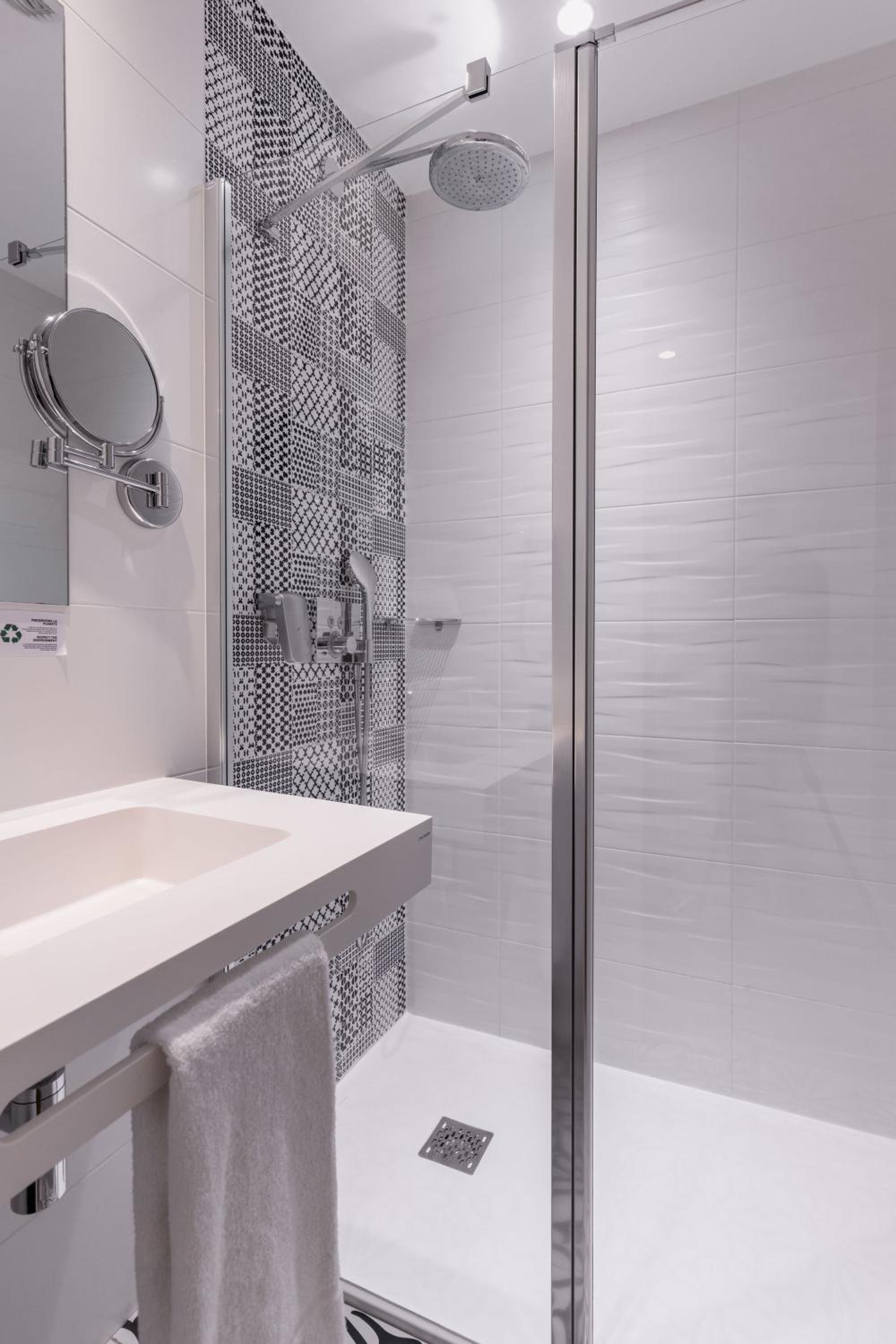 Benodet Vacations - Le Cornouaille Hotel  Spa - Property Image 1