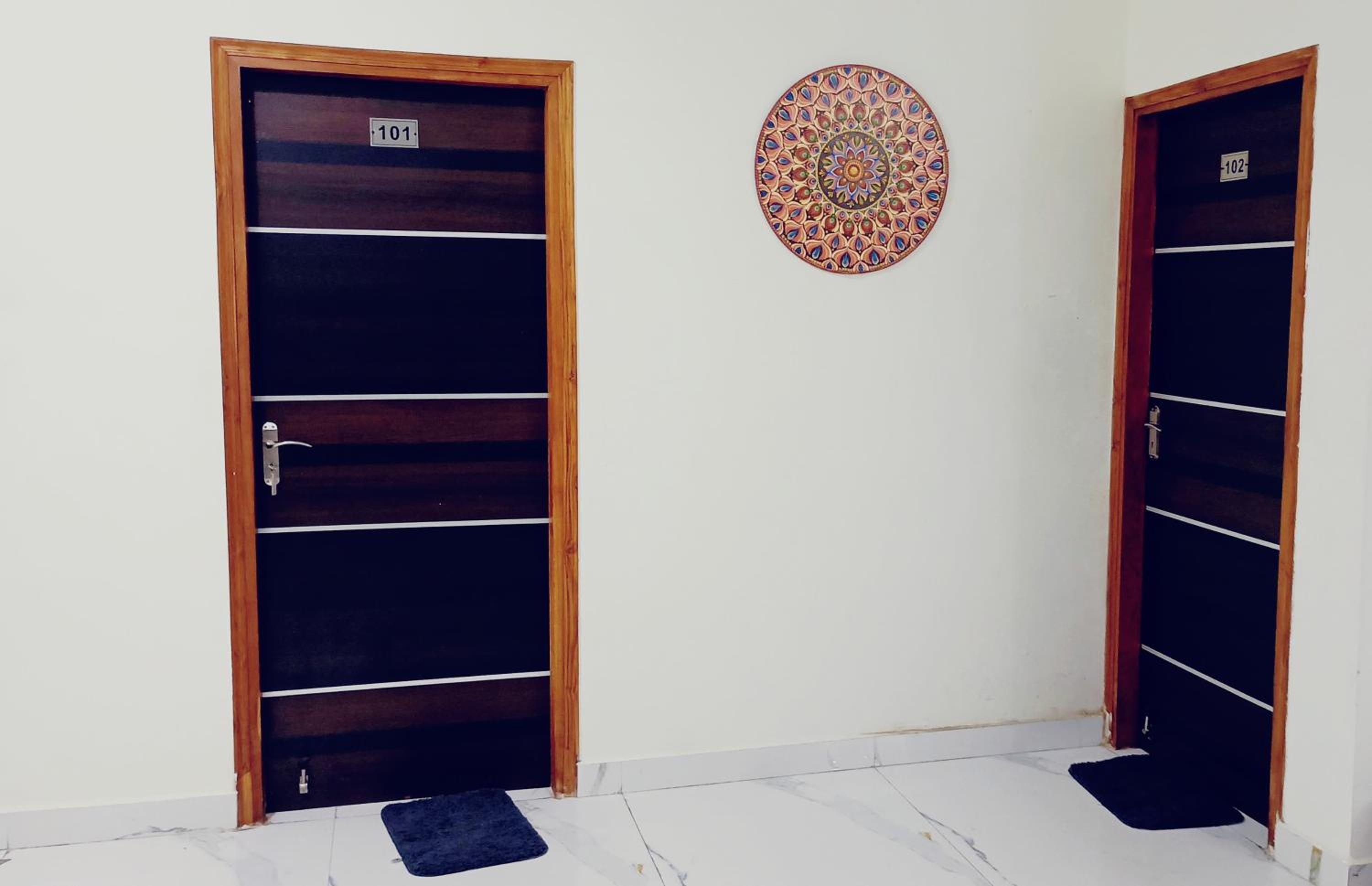 FAMILY SUITES near Purvanchal Expressway Gateway