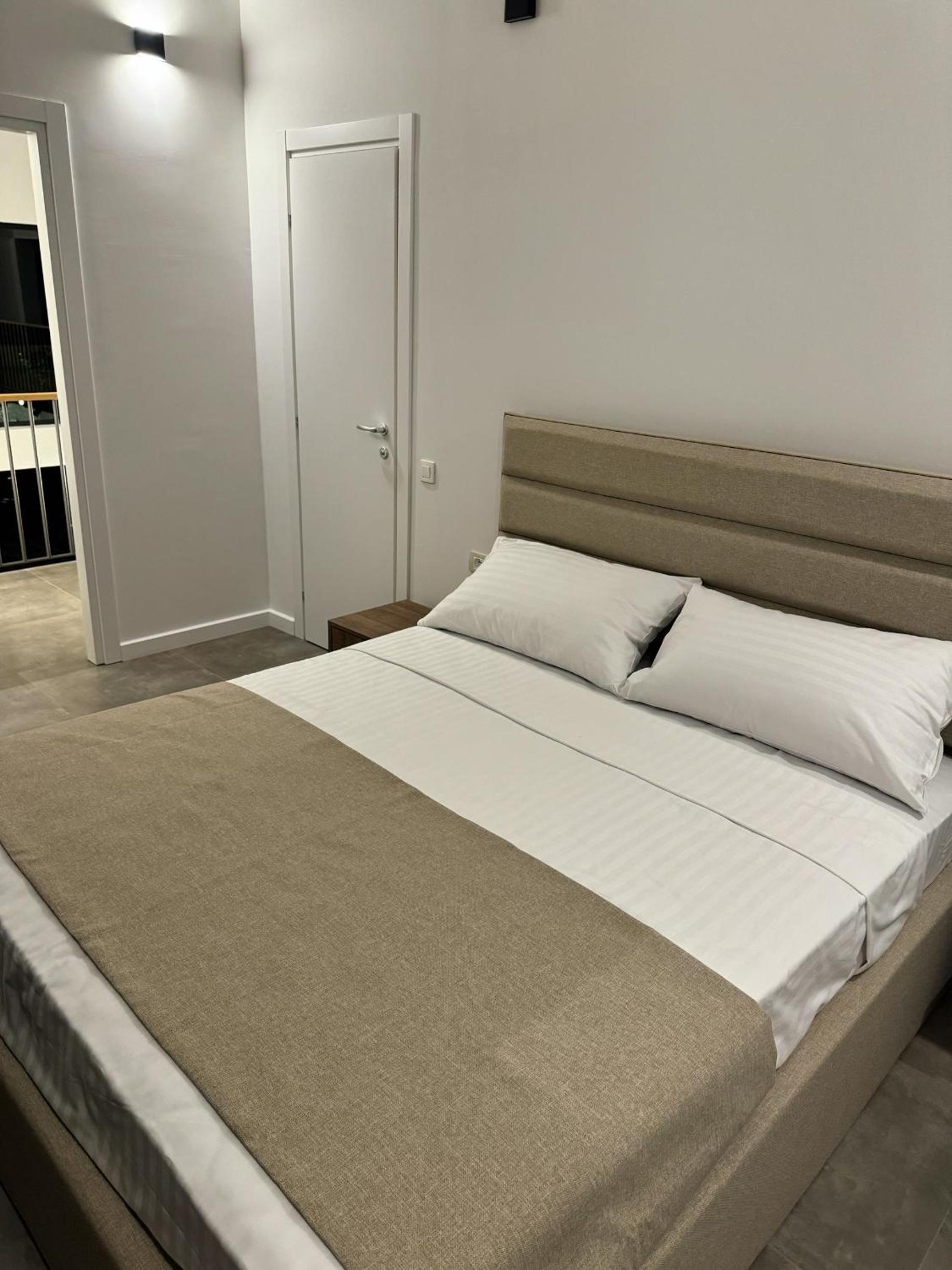 Verev Private House
