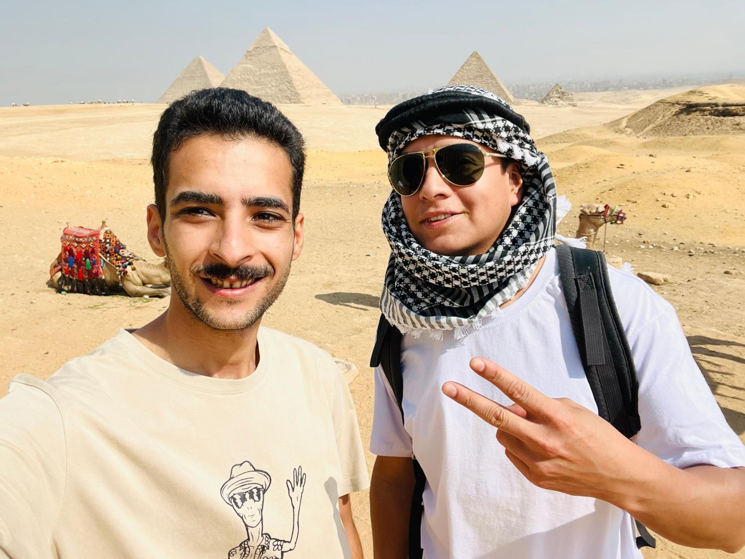 The pharaohs pyramids view apartment