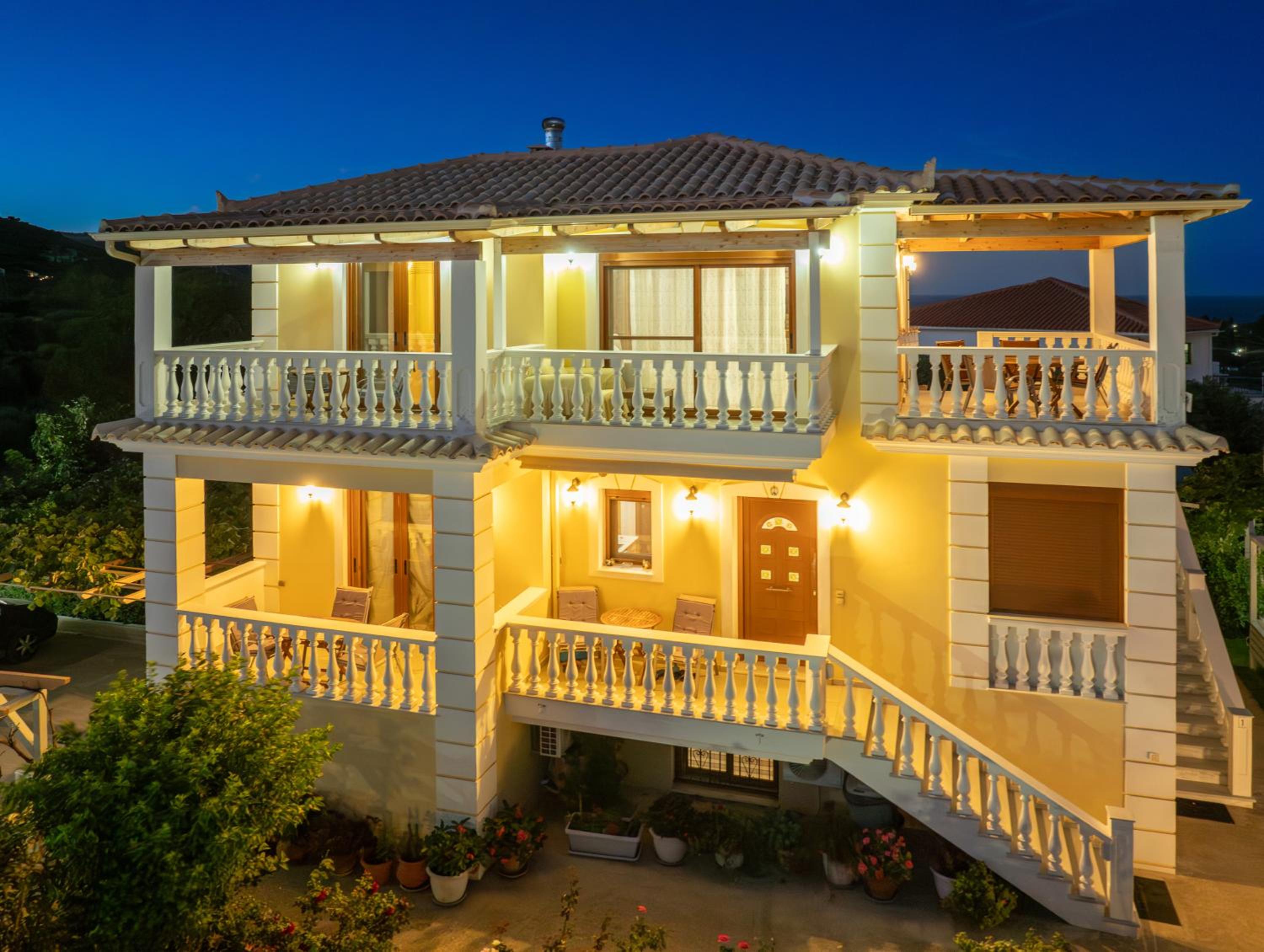 Villa Alonia