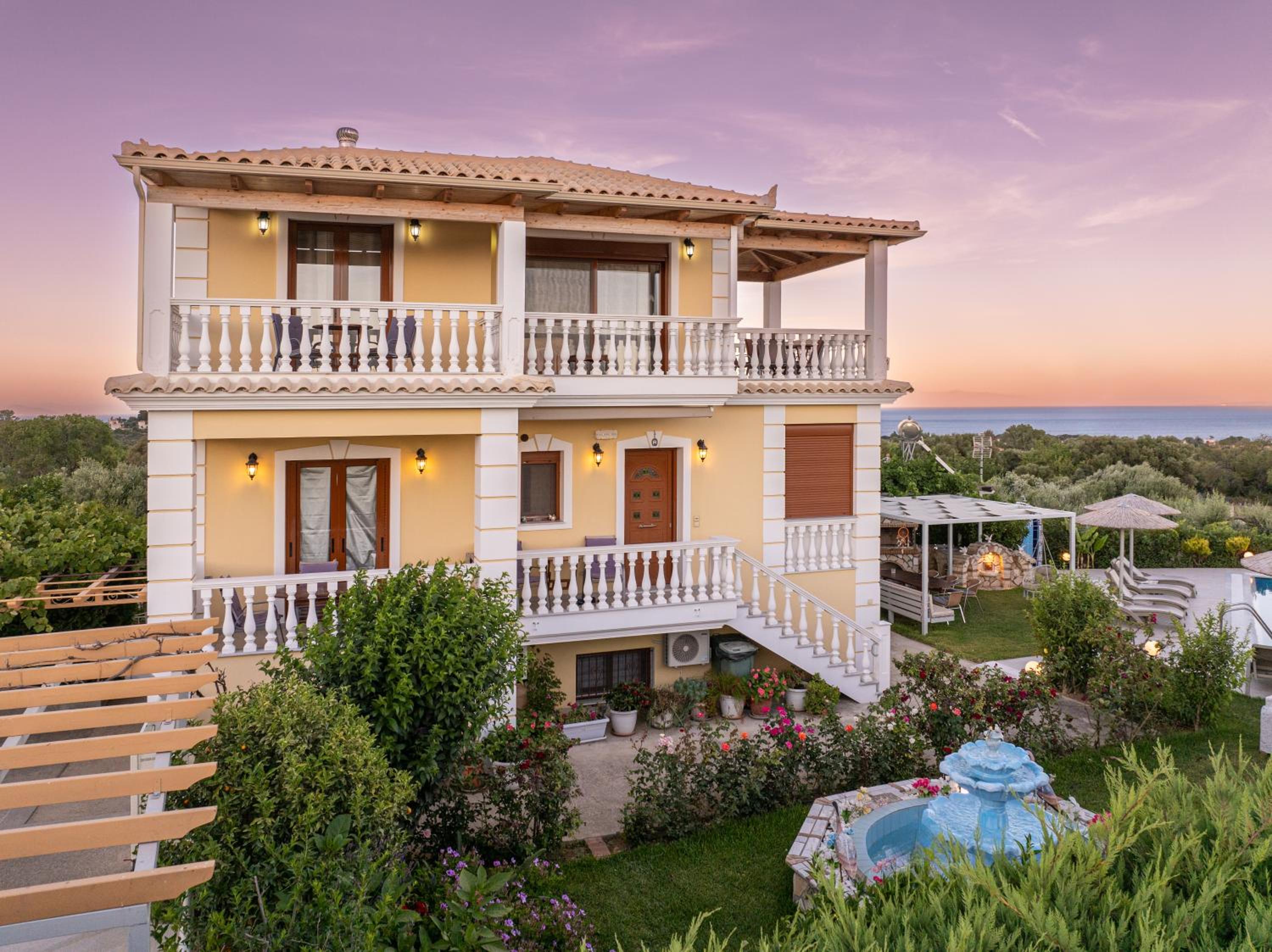 Villa Alonia