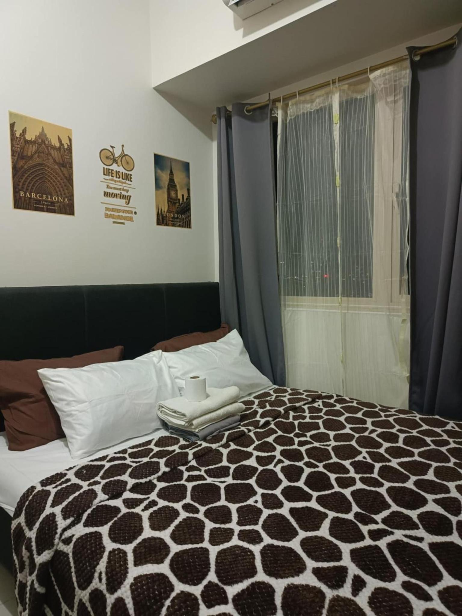 Coast Residences-Ronnzel staycation