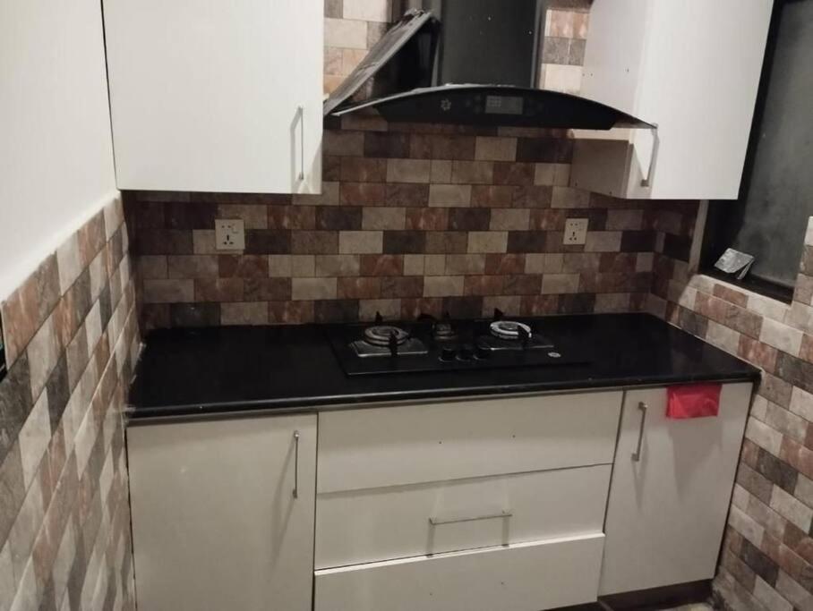 Spacious 1-Bedroom at Apollo Heights E-11